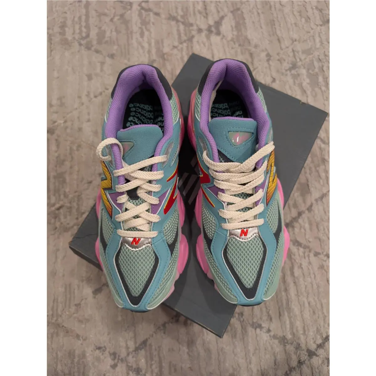 New Balance shoes - Multicolor (UPC: 196432427376) 1
