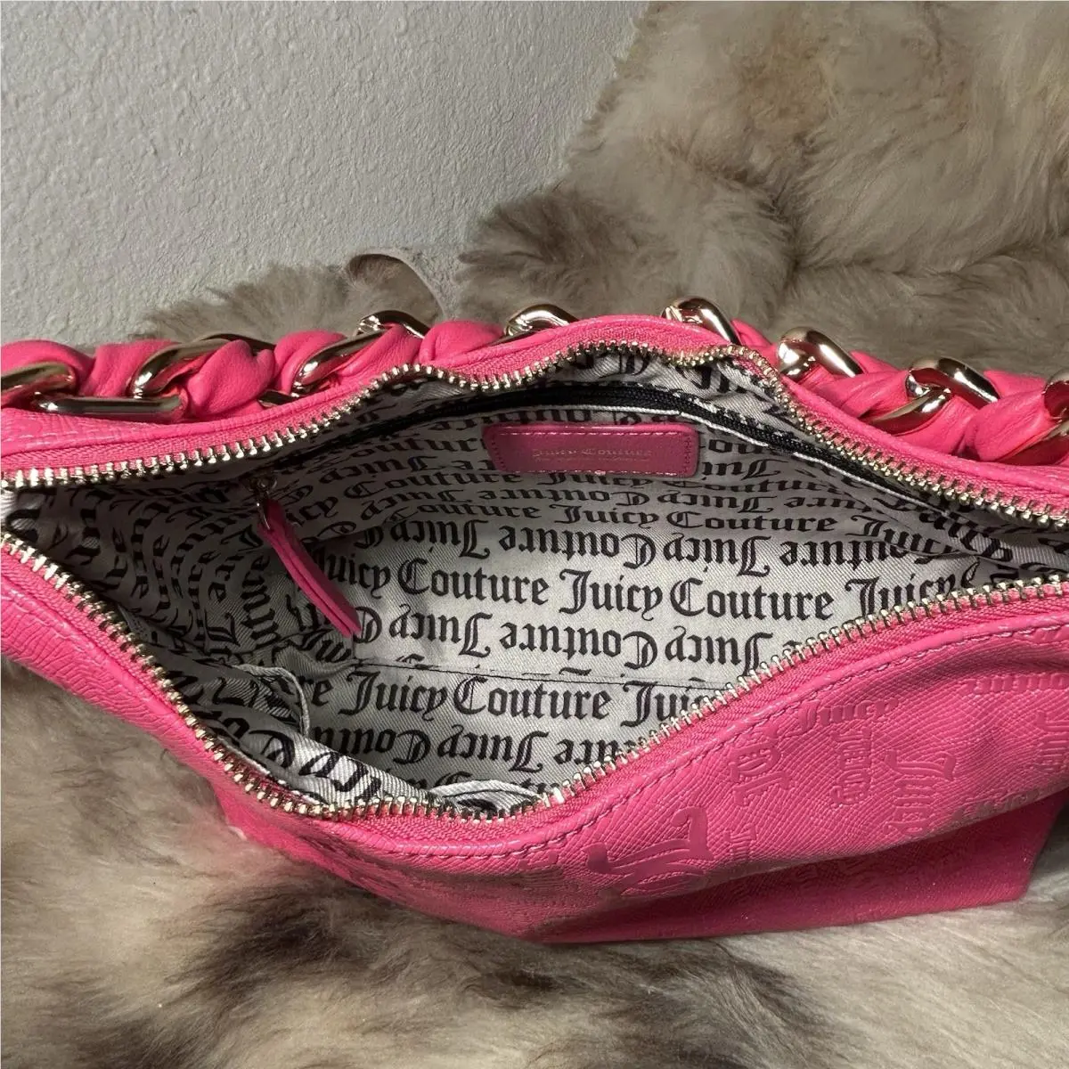 Juicy Couture Enchanted Hobo Shoulder Bag - Pink Flash  display picture 1