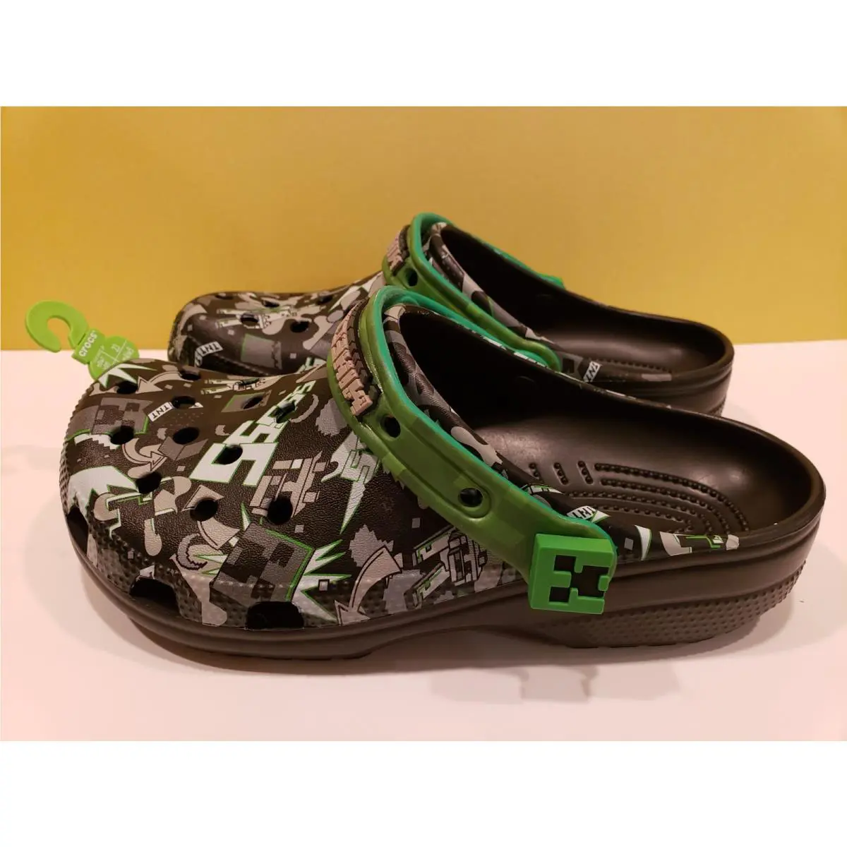 Crocs shoes - Multicolor 0