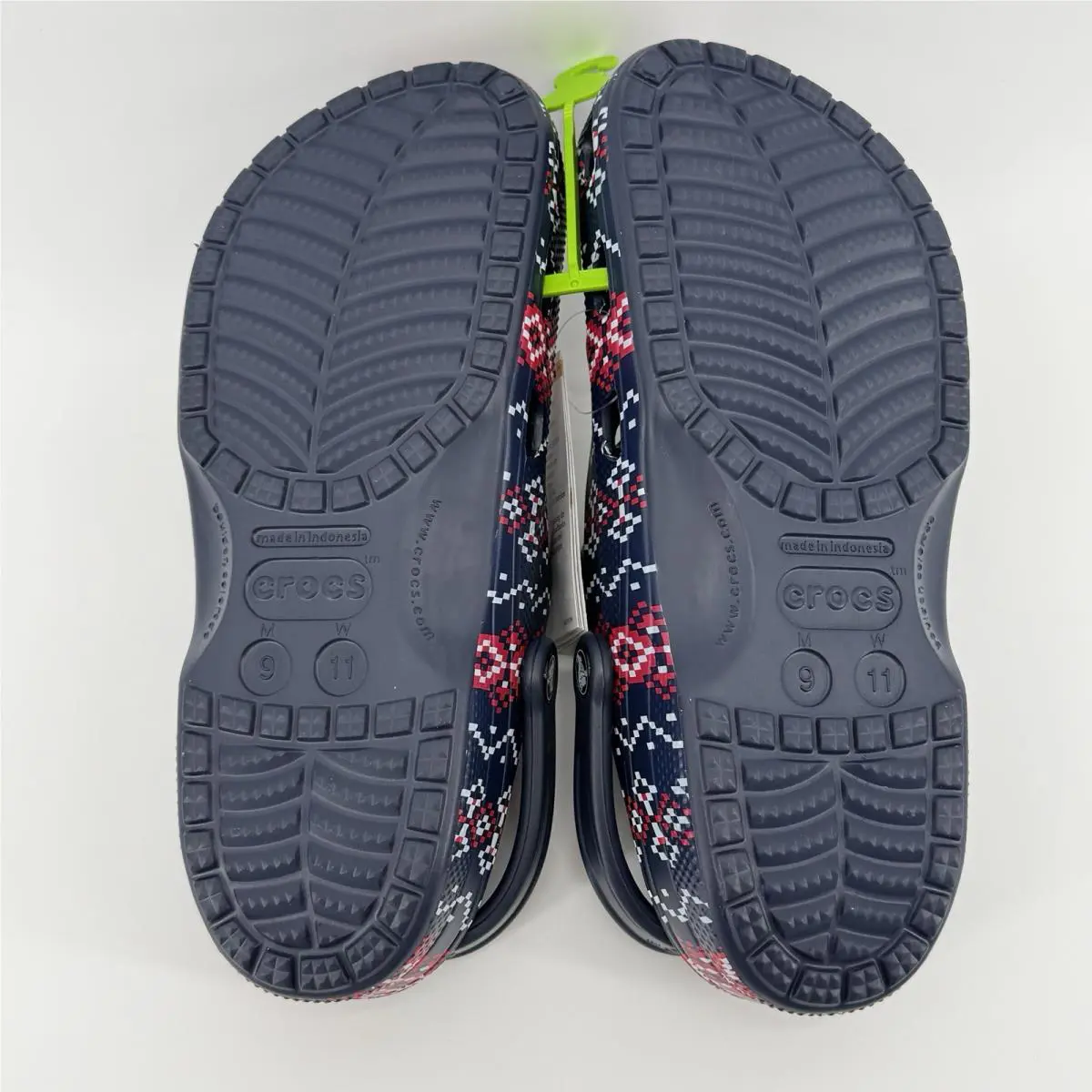 Crocs shoes - Crocs Baya Holiday Graphic Clog - Blue 9