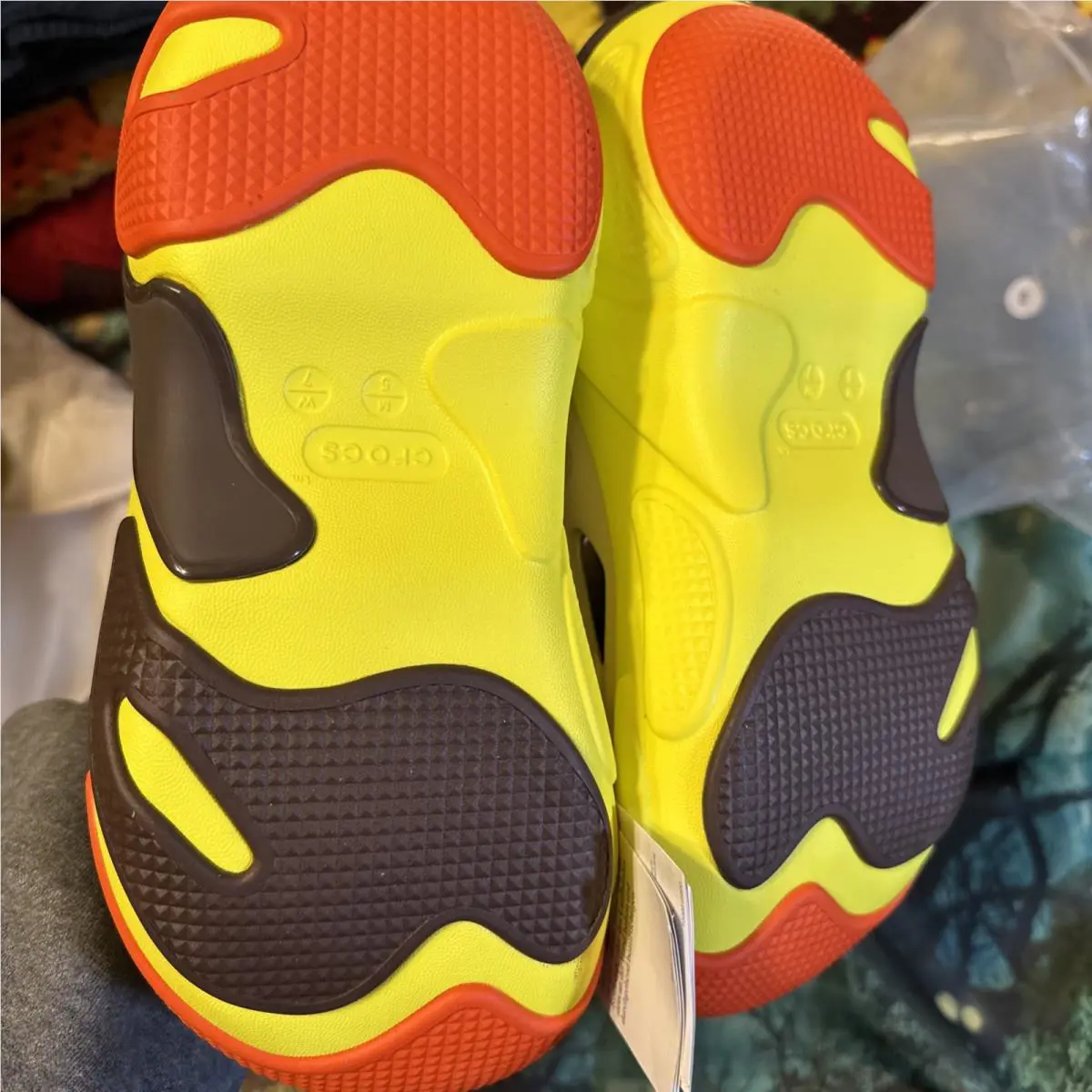 Crocs shoes - CROCS Bubble Crush Clog - Bubble Crush Clog - Sesame 6