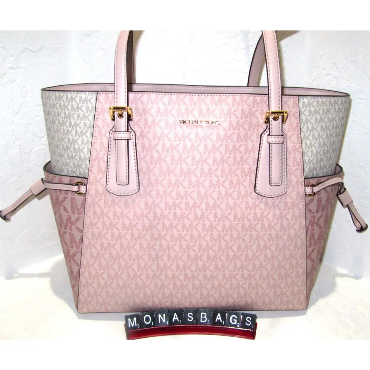 Michael Kors Voyager Large Powder Blush Signature Tote Bag