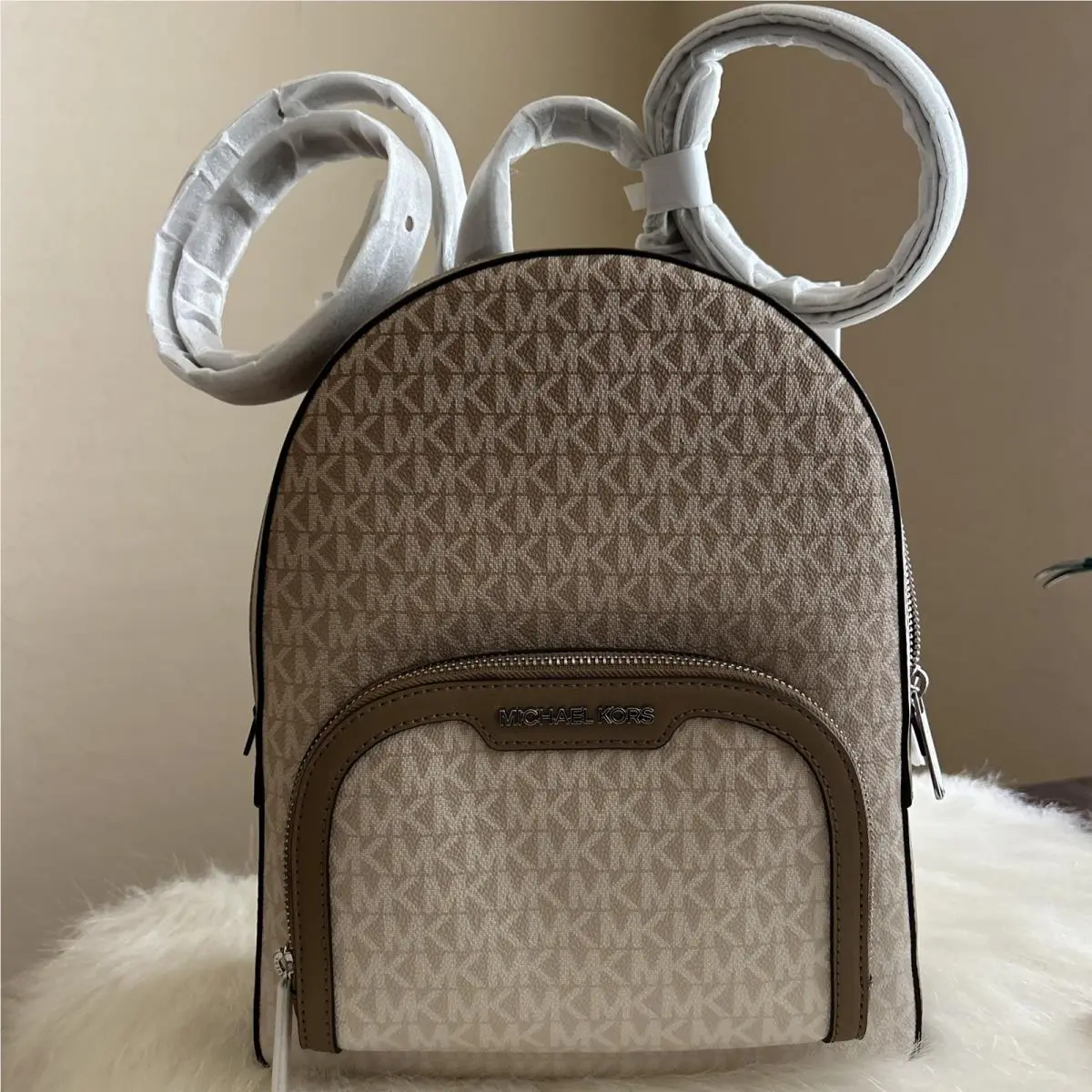 In Plastic Bag Michael Kors Jaycee Medium Ombré Signature Logo Backpack Husk