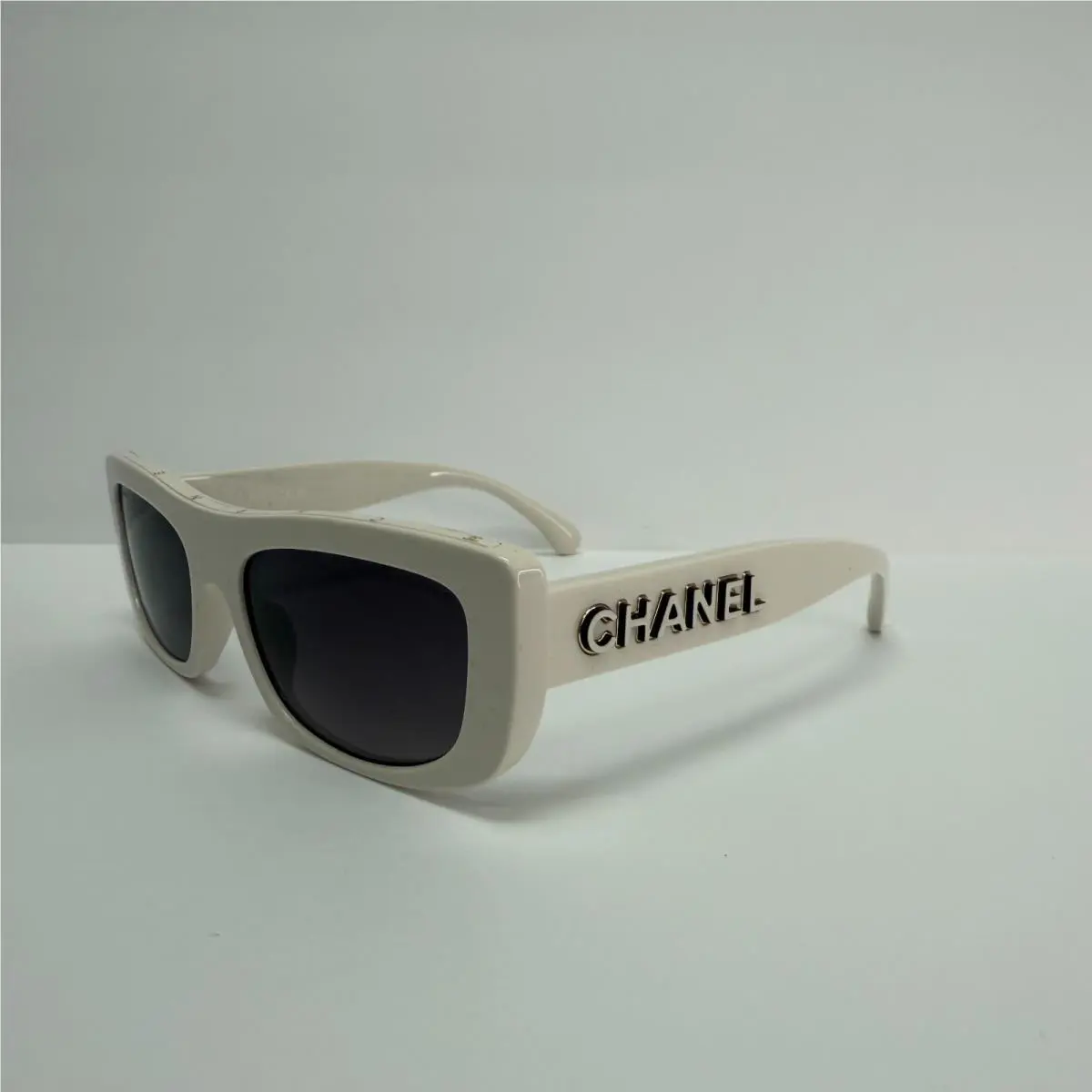 Chanel CH 5557 1828/S6 56 White W/grey Lenses