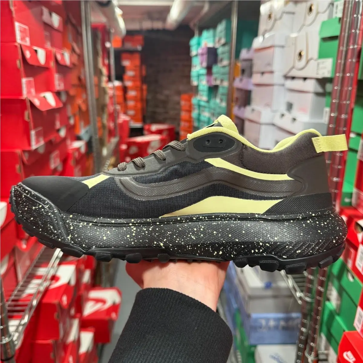 Vans shoes - VANS MTE Crosspath - MTE Crosspath - VN000CVUYS8 - Black 12