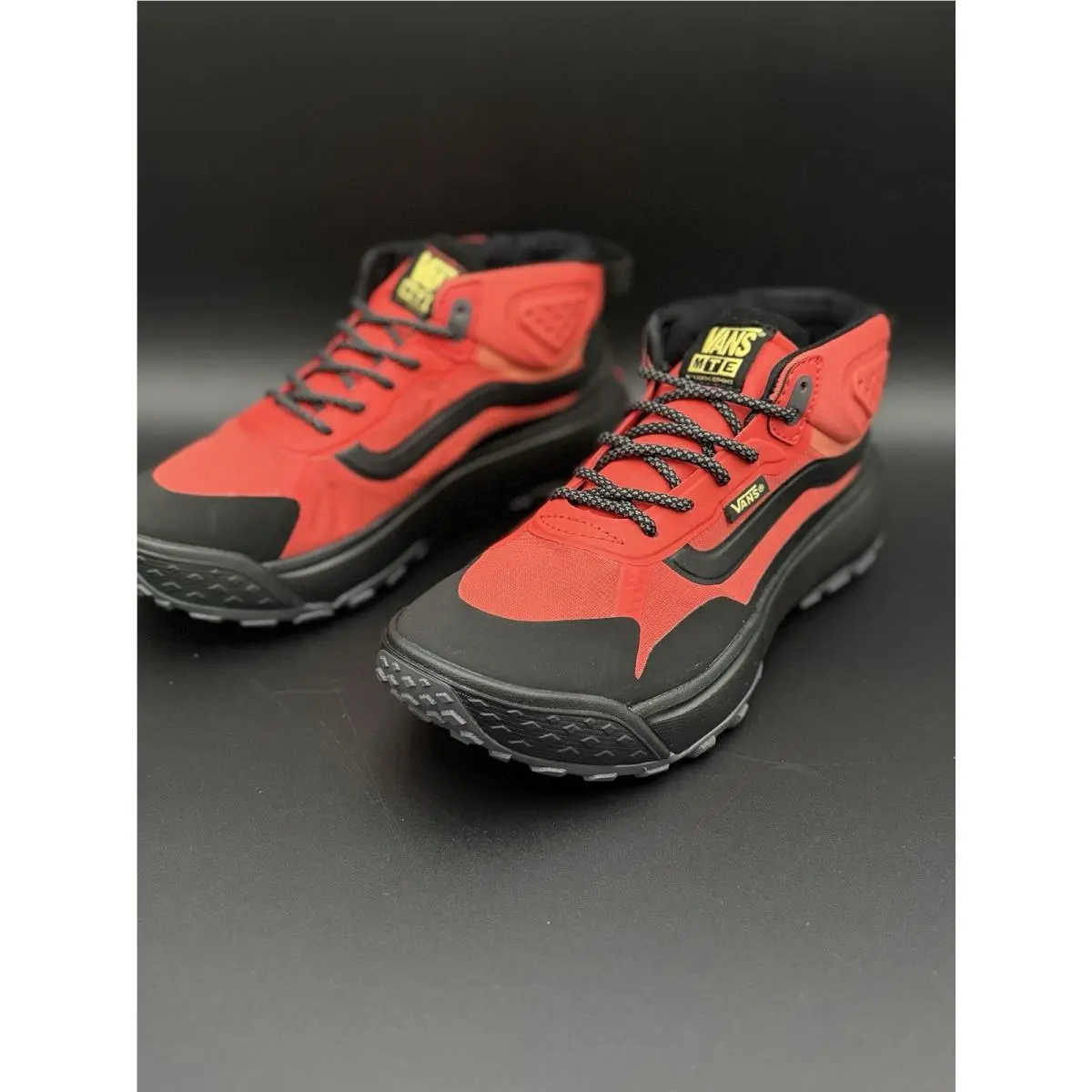 Vans shoes - VANS MTE - MTE - VN000CVVORB - Orange 21