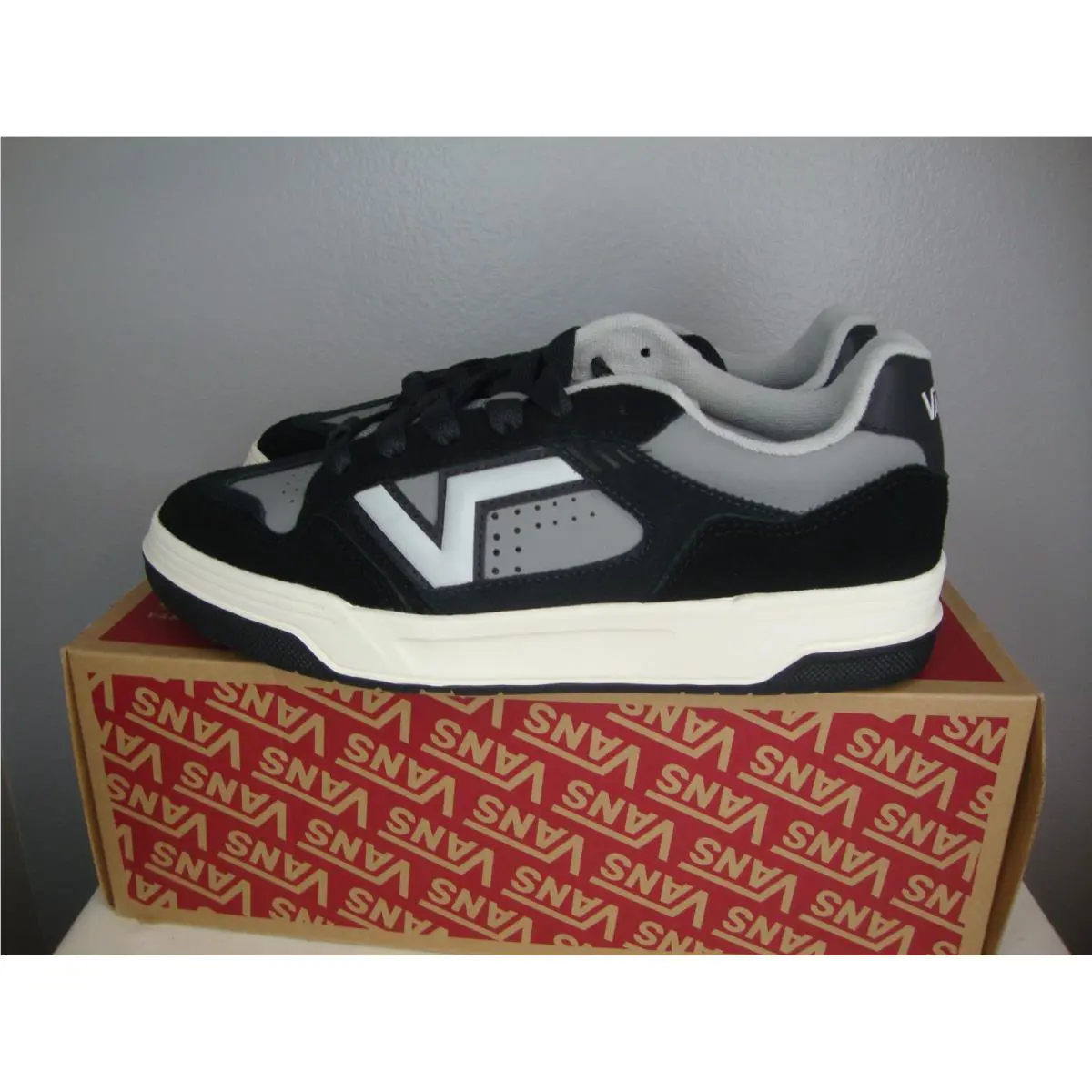 Vans shoes - VANS Upland - Upland - VN000D1HBOV - Black (UPC: 197804588442) 3