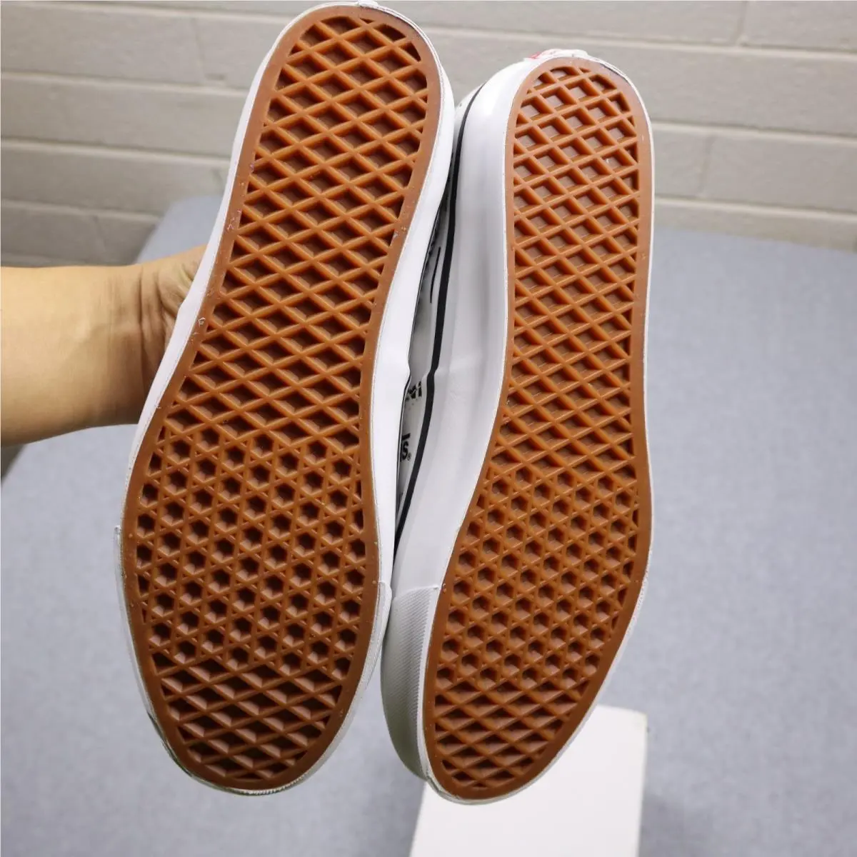 Vans shoes - CALVANS - CAL - VN0A5FBDQLZ - White 2
