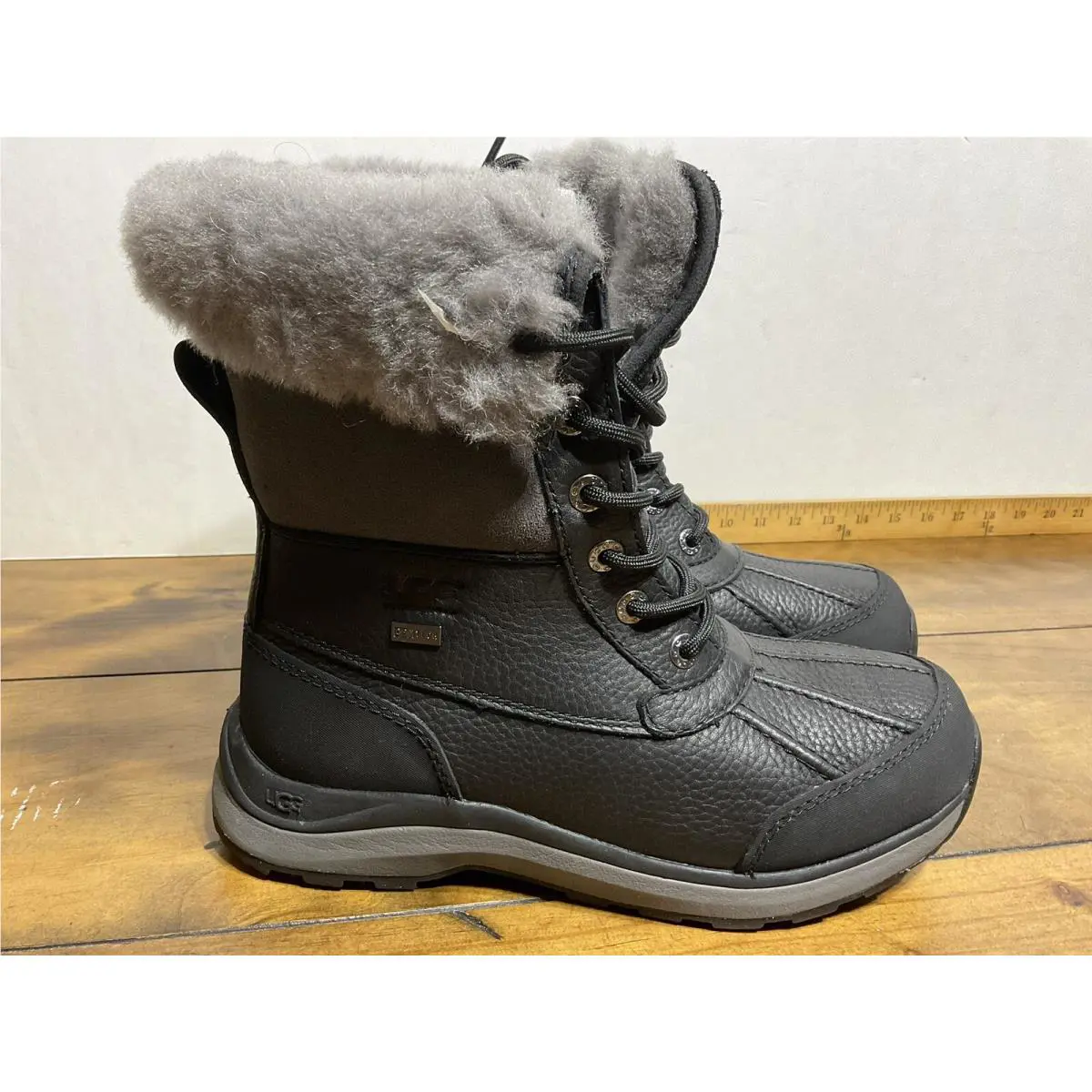 UGG shoes - UGG Australia Adirondack - Australia Adirondack - Black 2