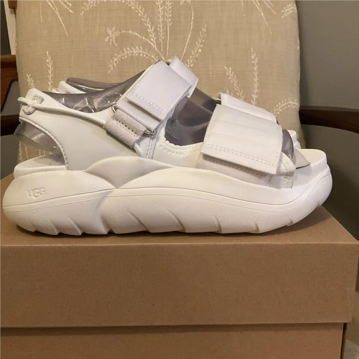 UGG shoes - UGG La Cloud Sport Sandal - White 1