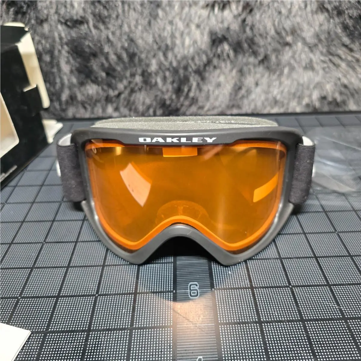 Oakley O Frame 2.0 Pro L Snow Goggles Matte Black Persimmon Box Wear
