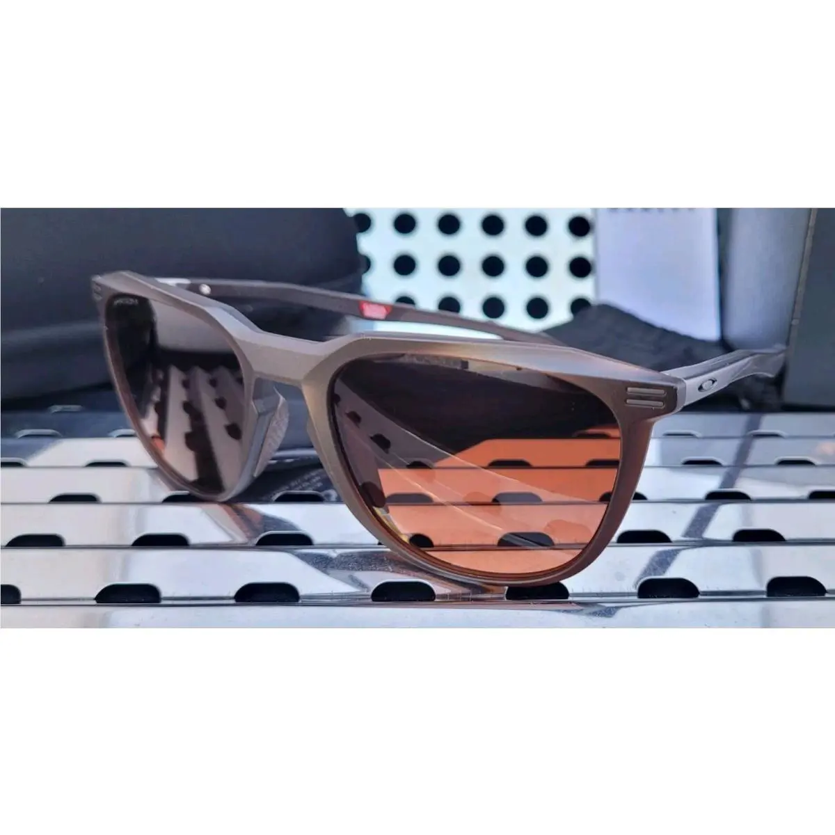 Oakley Thurso 9286-0654 Sunglasses Matte Rootbeer w/ Prizm Brown Gradient