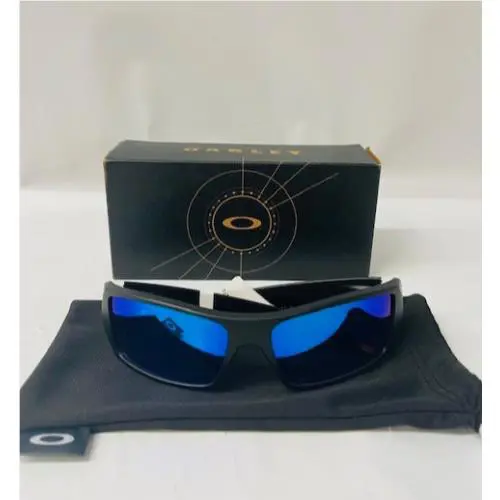 Oakley OO9014 Gascan Sunglasses in Matte Black w/ Prizm Sapphire Polarized Lens