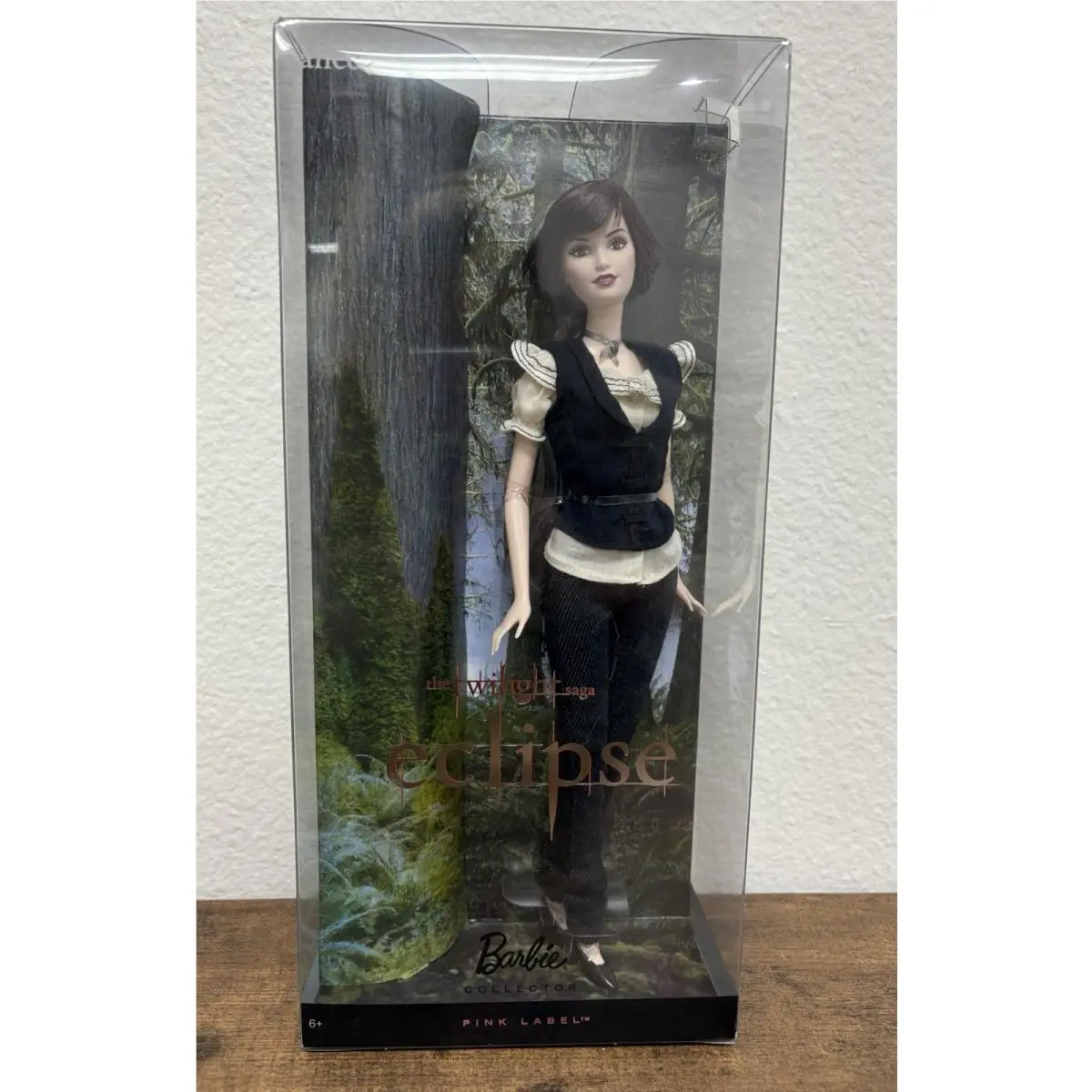 The Twilight Saga Eclipse Alice Barbie Doll Pink Label Nrfb T2237 Box