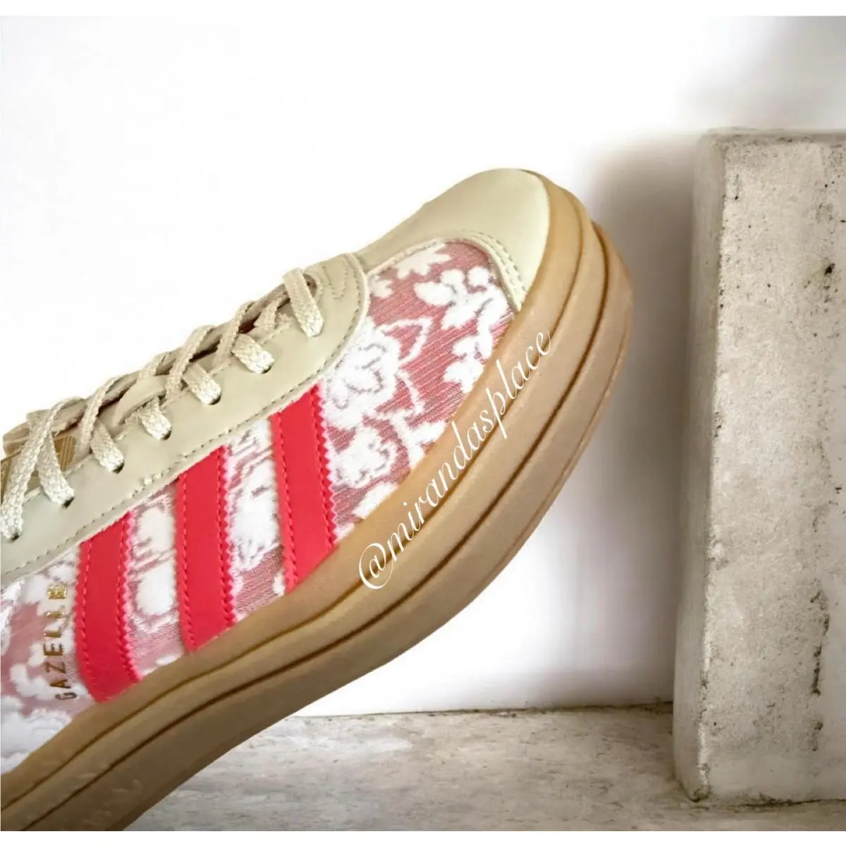 Adidas shoes - adidas Gazelle - Gazelle - JR8885 - Cloud White / Cream White / Better Scarlet (UPC: 197621541743) 0