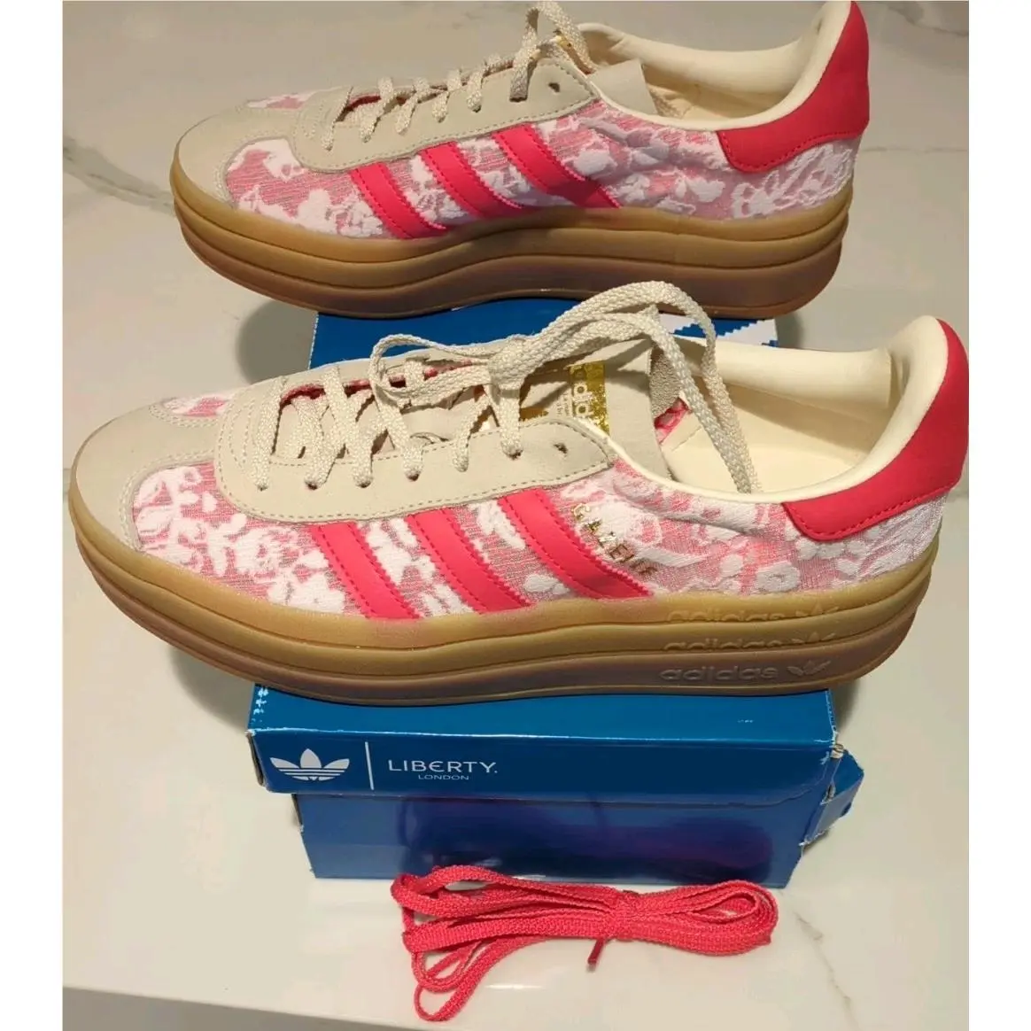 Adidas shoes - adidas Originals Gazelle - Originals Gazelle - JR8885 - Cloud White / Cream White / Better Scarlet (UPC: 197621541682) 3