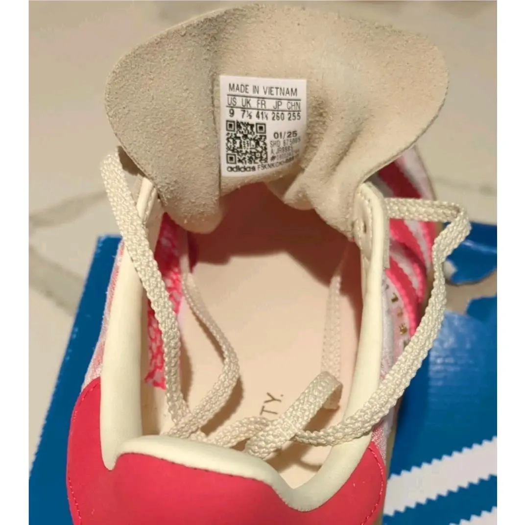 Adidas shoes - adidas Originals Gazelle - Originals Gazelle - JR8885 - Cloud White / Cream White / Better Scarlet (UPC: 197621541682) 5