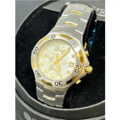 Citizen Chronograph Men`s Watch Silver Gold Water Resistant 200M