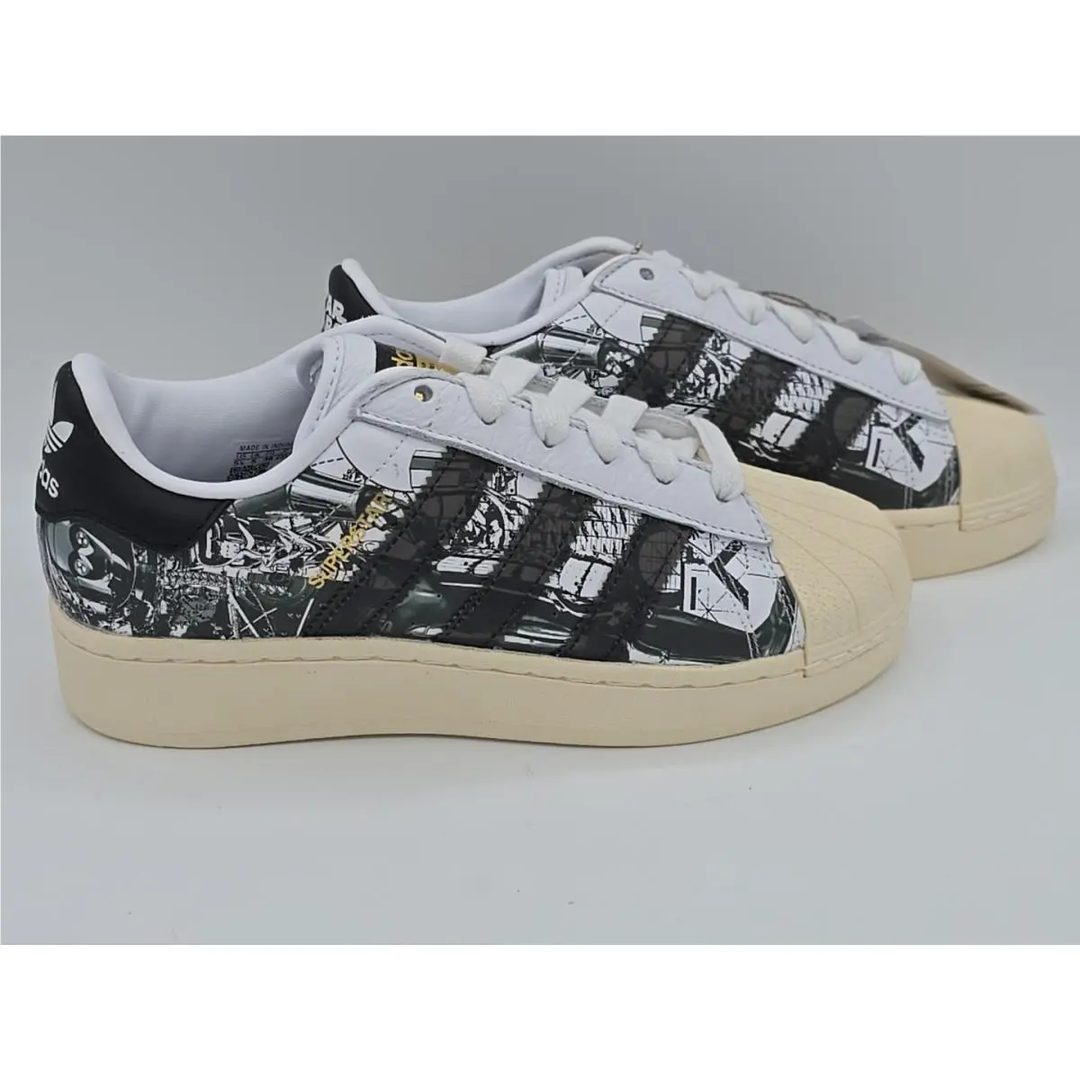 Adidas Superstar Xlg Nanzuka Star Wars R2-D2 and C-3PO IF9249 Size 5.5M