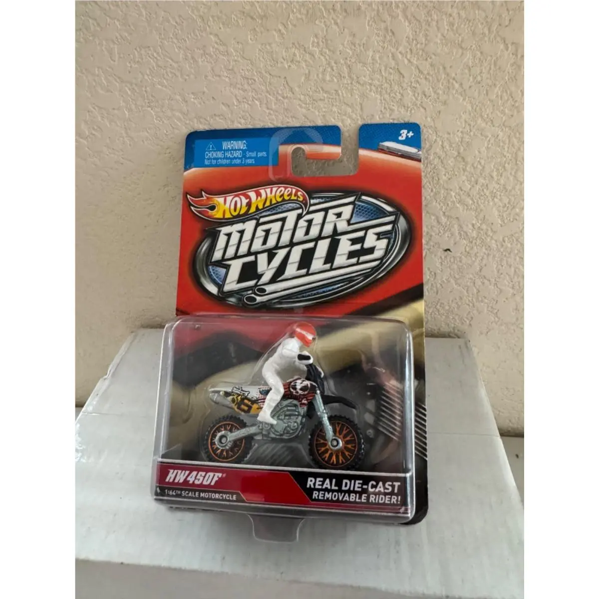 Hot Wheels Motor Cycles HW450F with Removable Rider K2