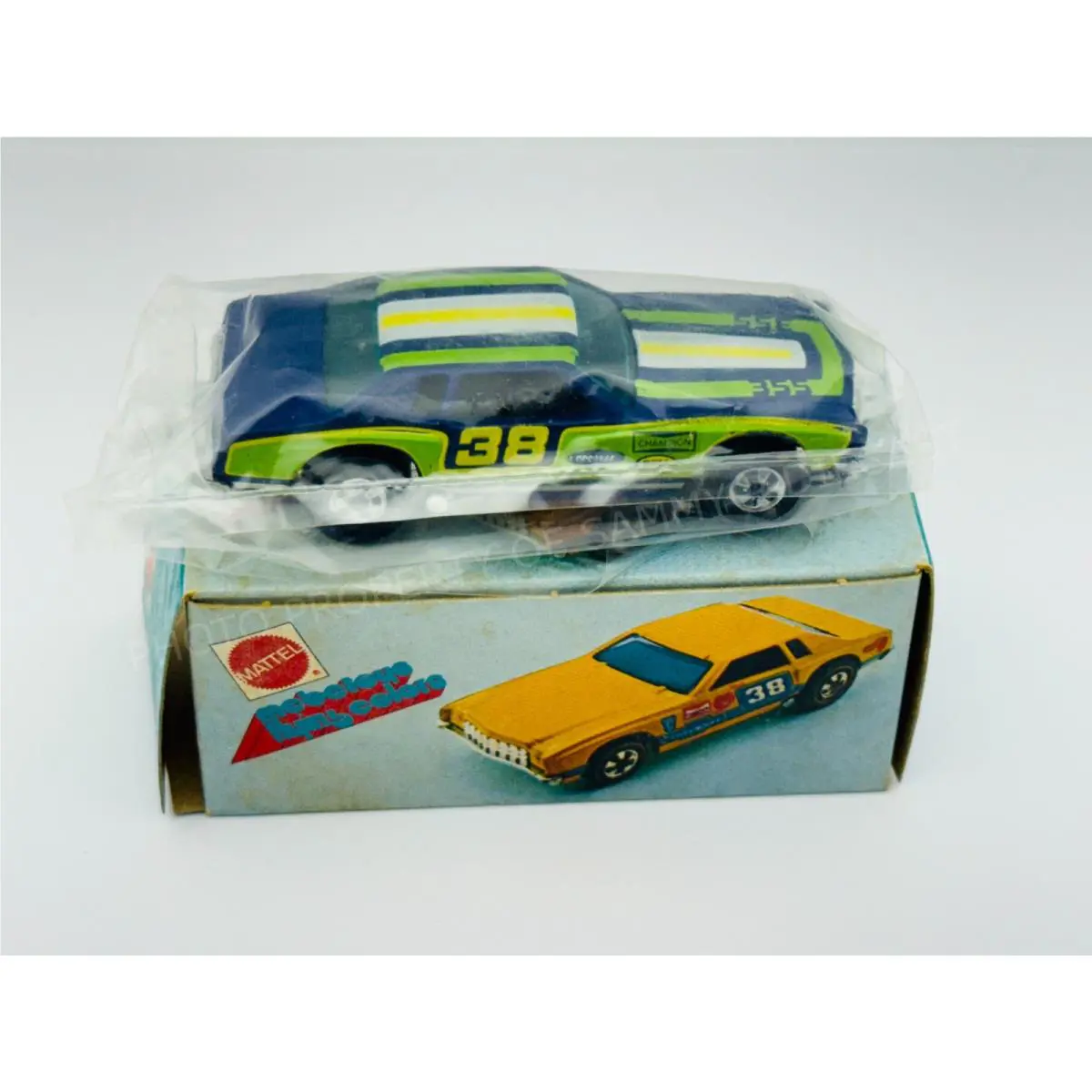 Hot Wheels Mebetoys Blackwall Monte Carlo Stocker Flying Colors