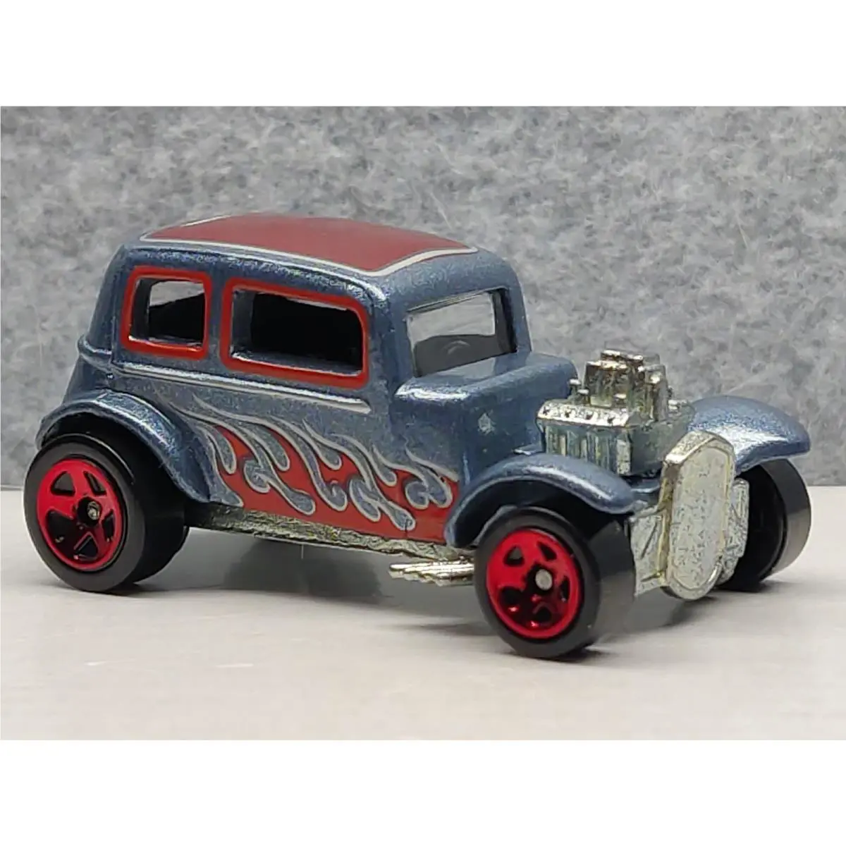 Hot Wheels 1968 Vintage Classic `32 Ford Vicky Gray W/flames - See Photos - Mint