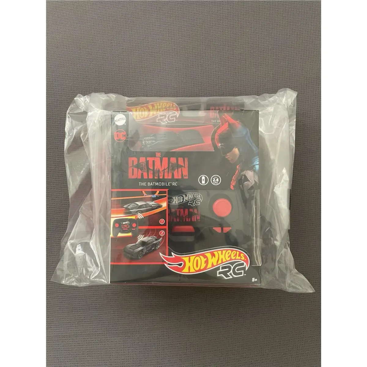 Mattel Hot Wheels RC 1:64 DC The Batman The Batmobile RC w Remote Controller