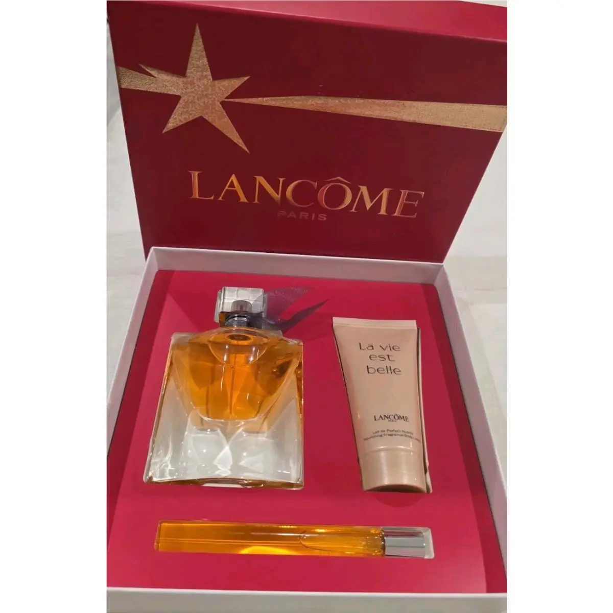 Lancome La Vie Est Belle 3Pc Set 1.7 oz Eau de Parfum + 1.6oz Lotion + 10ml