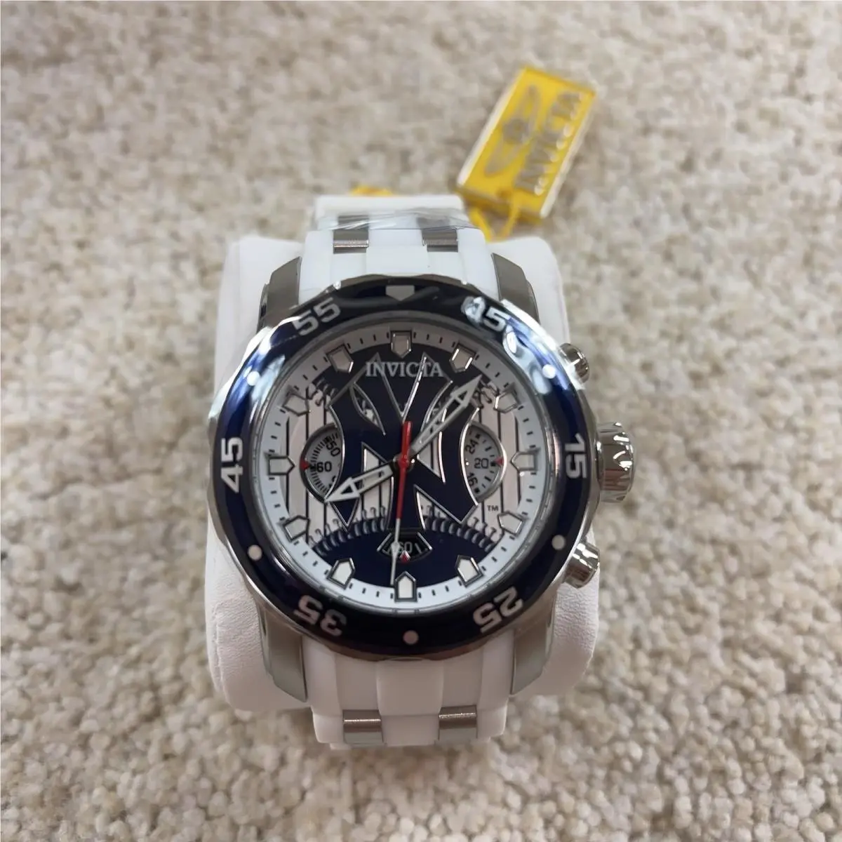 Invicta Mlb York Yankees Men`s 48mm Limited White Blue Watch 49874 - Dial: Blue, Silver, White, Band: White, Bezel: Blue, Silver
