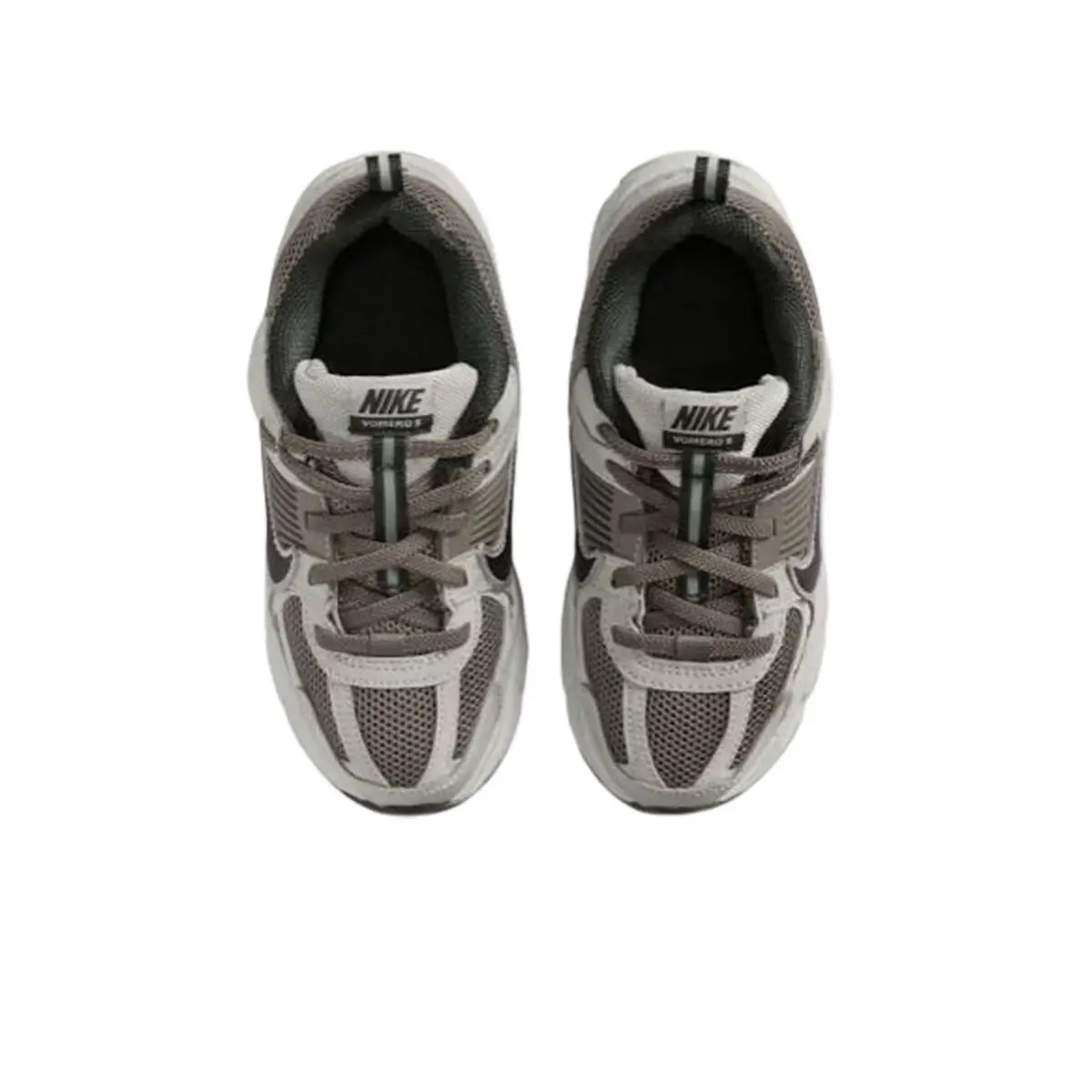 Nike shoes - College Grey/Cave Stone/Metallic Silver/Black 3