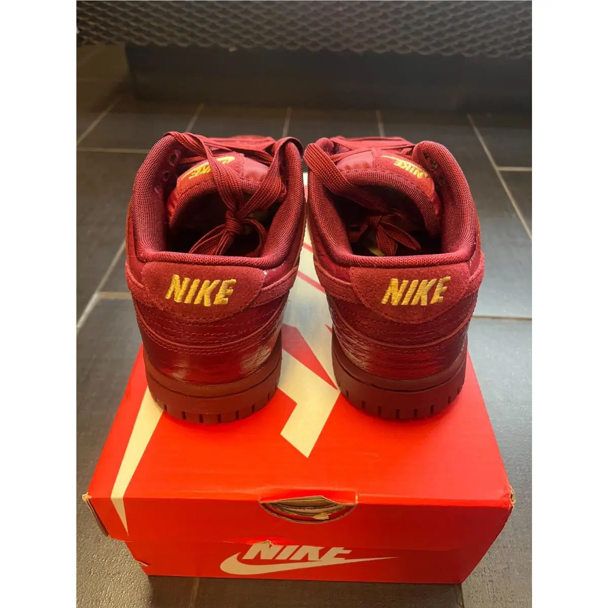 Nike shoes - HV4388600 - HV4388-600 - Red 3