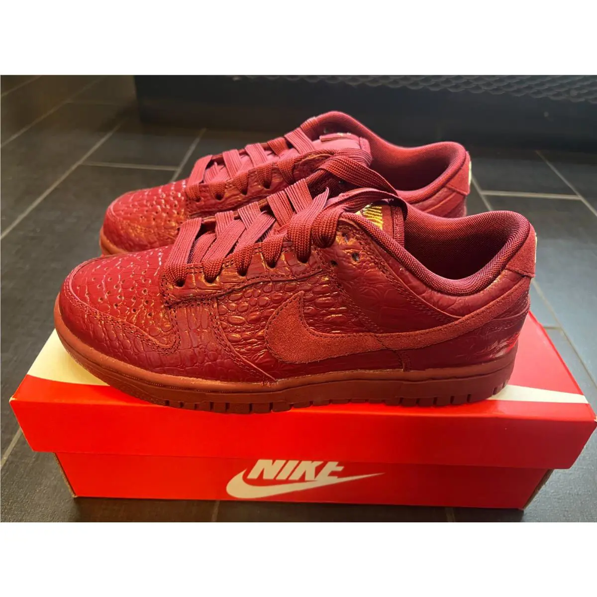 Nike shoes - HV4388600 - HV4388-600 - Red 4