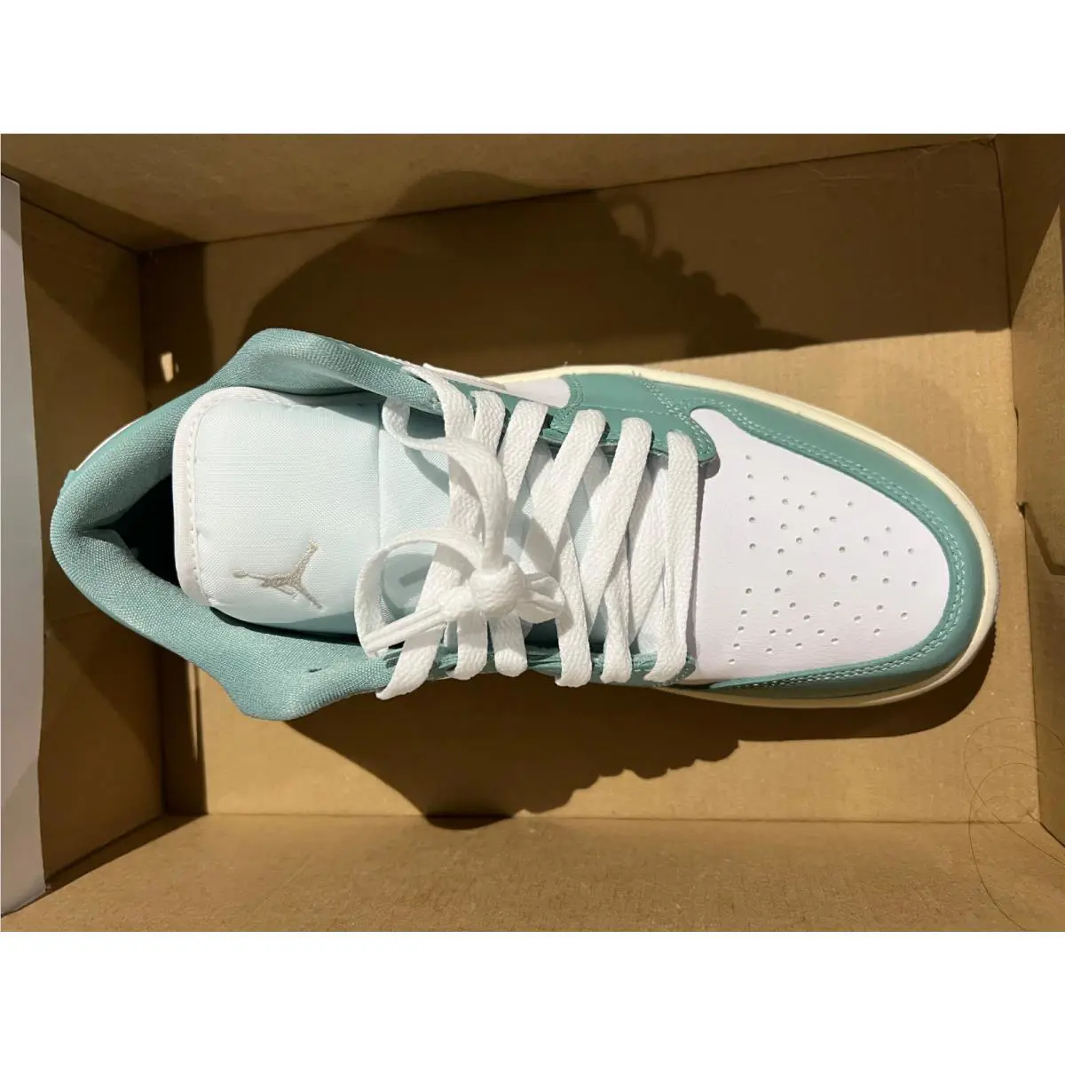 Nike shoes - WHITE/LT OREWOOD BRN CANNON 6