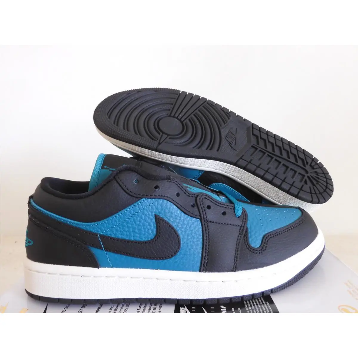 Nike shoes - Air Jordan 1 - Air - DR0502-300 - Green 6