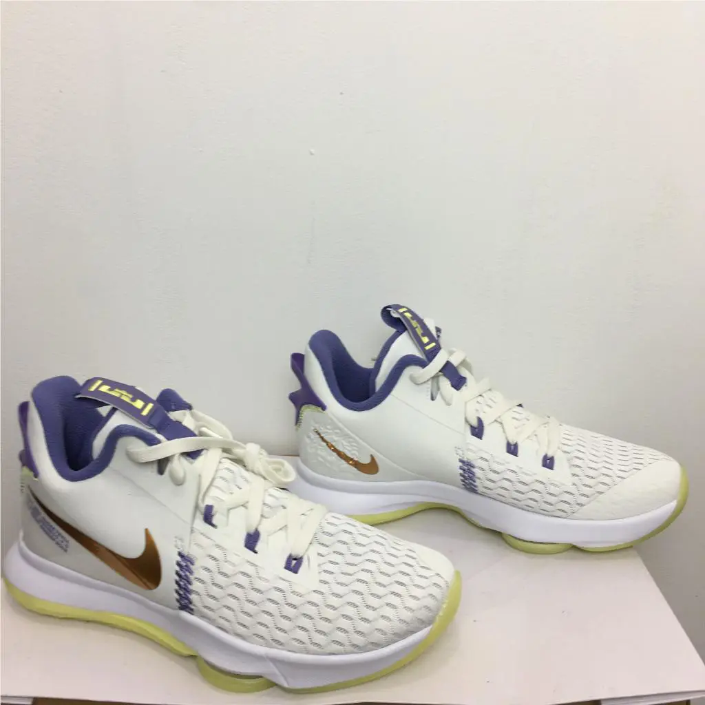 Nike shoes - Metallic/Metallic Bronze/ Purple 6