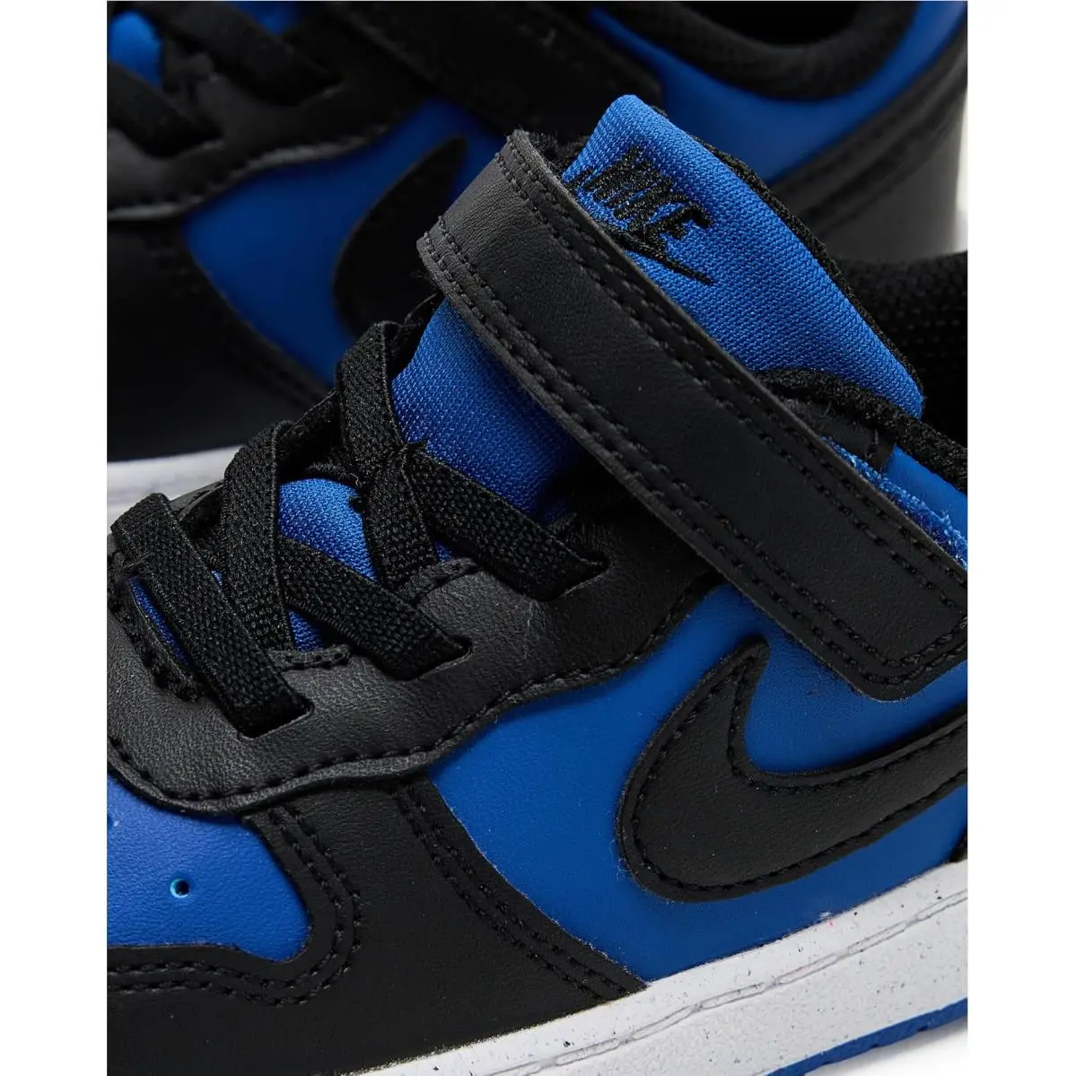 Nike shoes - Black/Black/Black 32