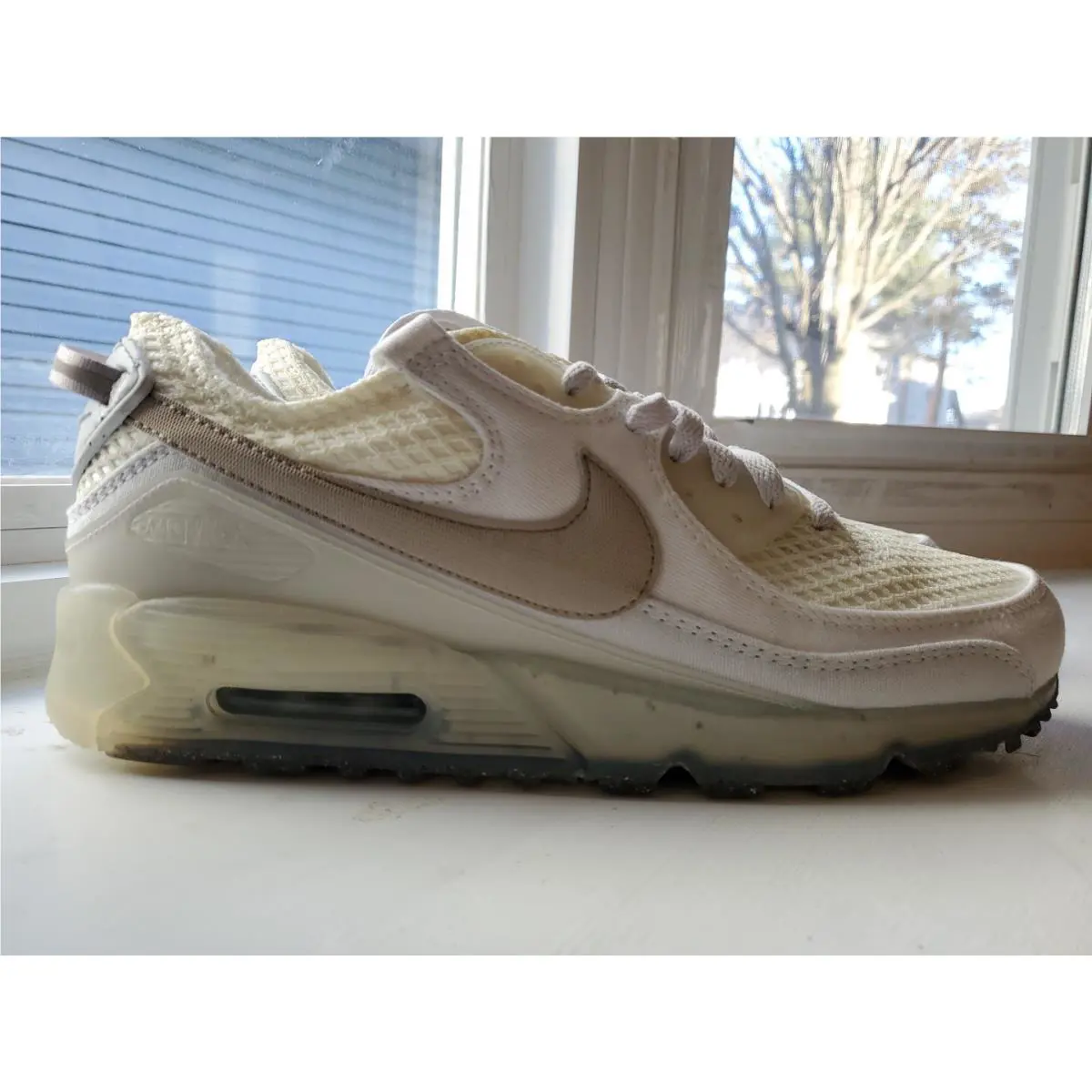 Nike shoes - DM0033100 - DM0033-100 - White 1