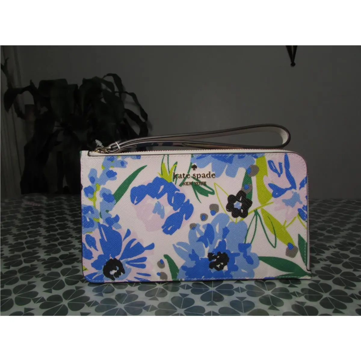 Kate Spade Lucy Floral Medium L-zip Wristlet KK928 Cream Multi