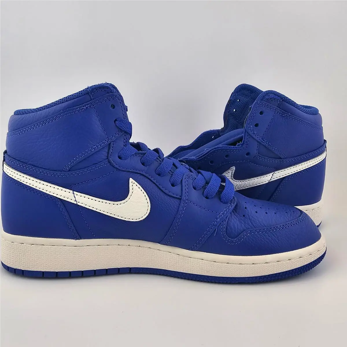 Nike shoes - Air Jordan 1 - Air - 575441-401 - Blue (UPC: 826220888743) 5