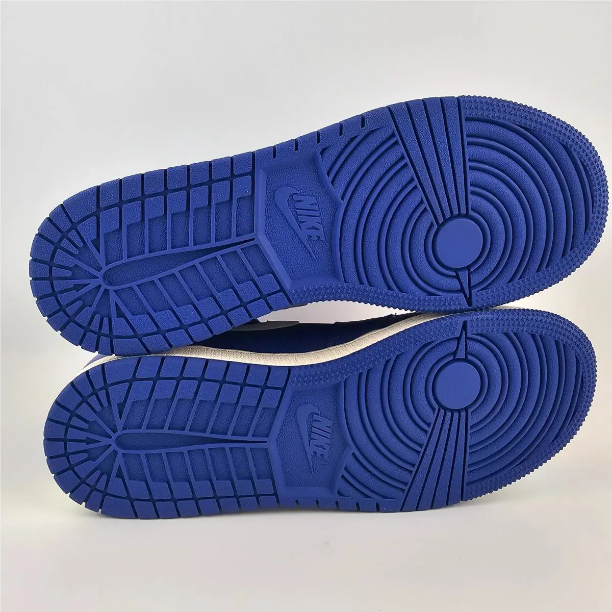 Nike shoes - Air Jordan 1 - Air - 575441-401 - Blue (UPC: 826220888743) 7