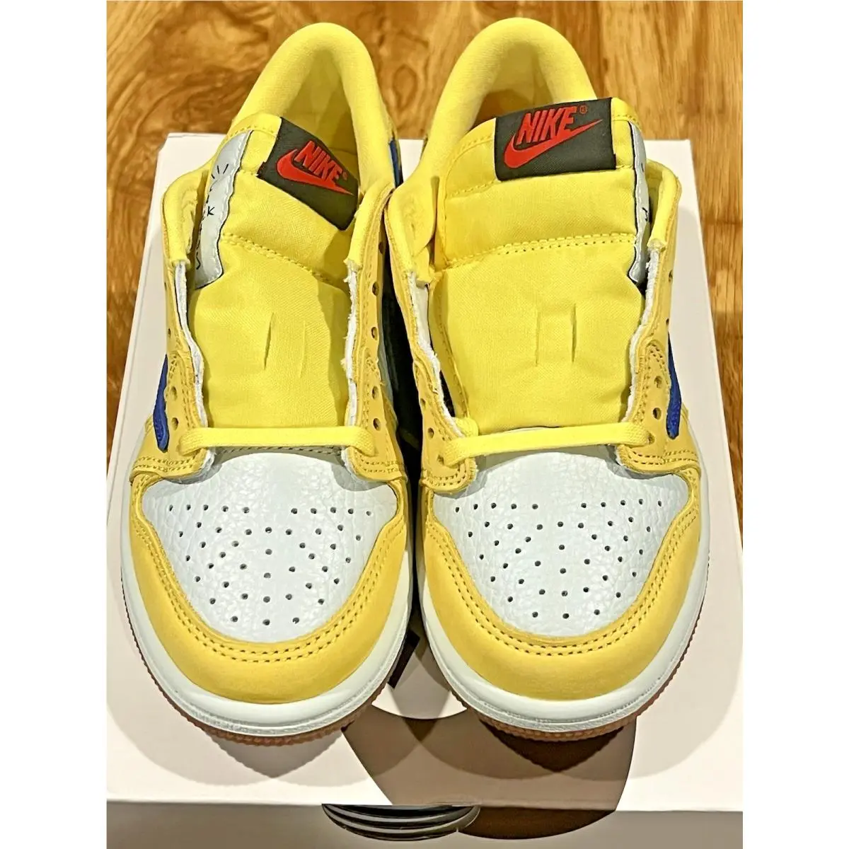 Nike shoes - Jordan 1 - DZ5909-700 - Yellow 1