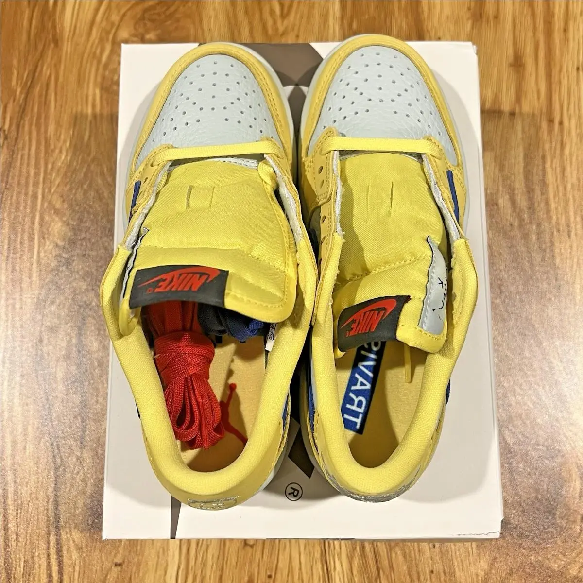 Nike shoes - Jordan 1 - DZ5909-700 - Yellow 3