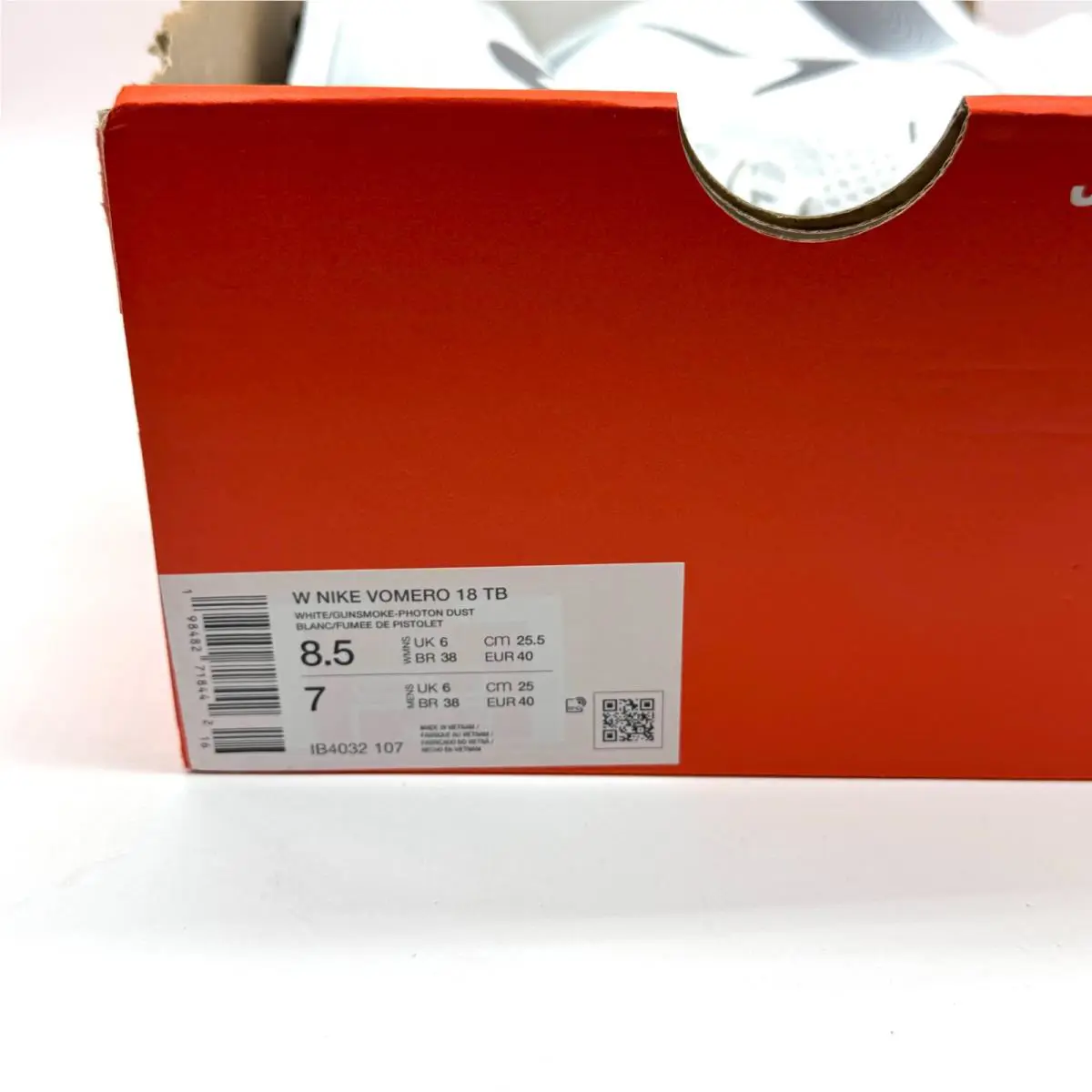 Nike shoes - Nike Vomero 18 - Vomero - IB4032-107 - White (UPC: 198482718442) 8