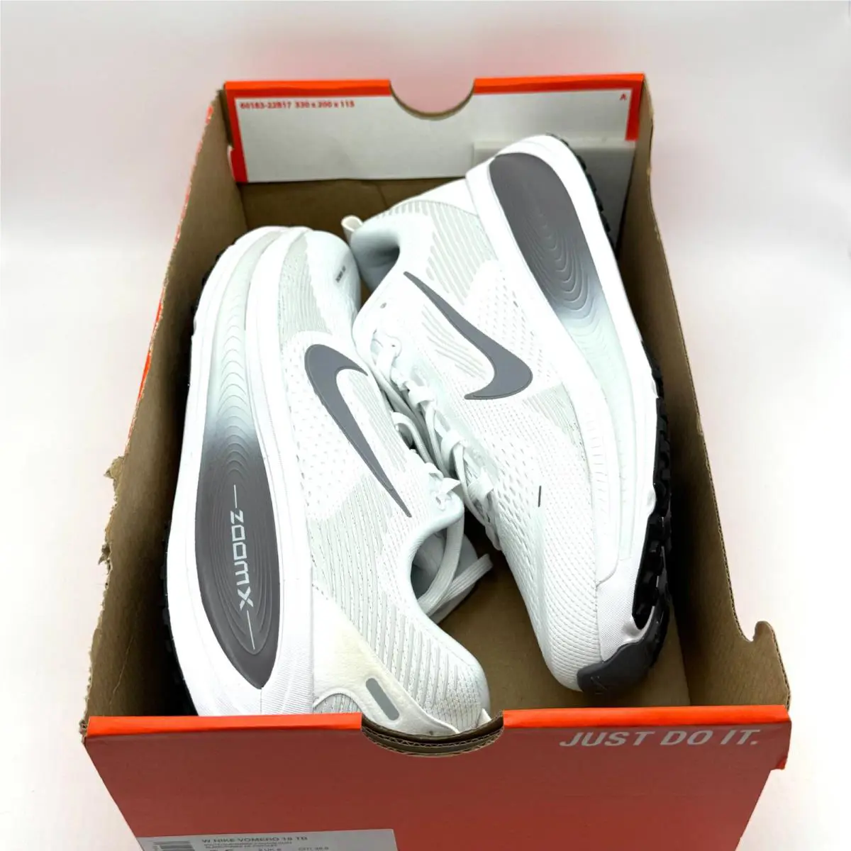 Nike shoes - Nike Vomero 18 - Vomero - IB4032-107 - White (UPC: 198482718442) 7