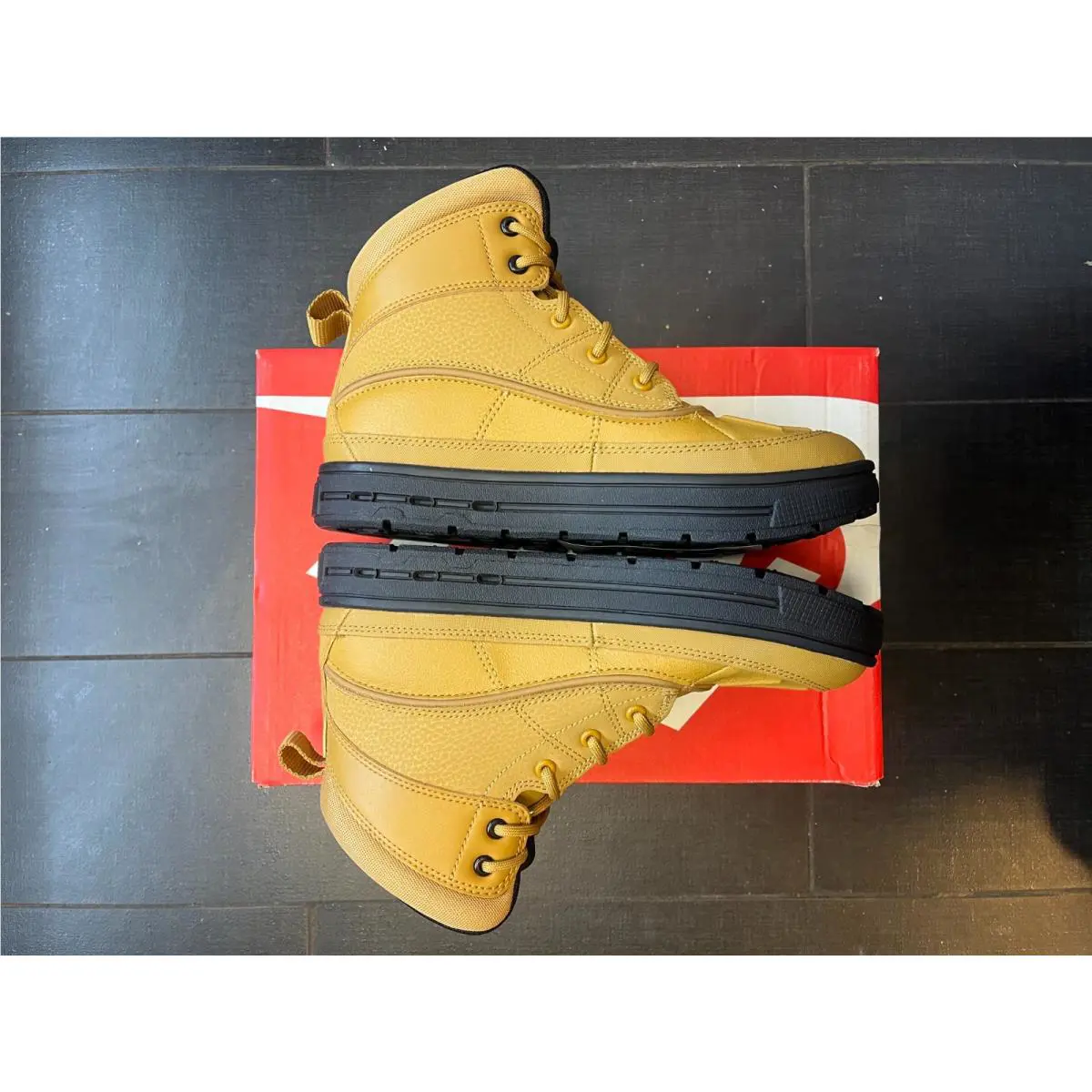 Nike shoes - 524873-703 - 524873-703 - Brown 1