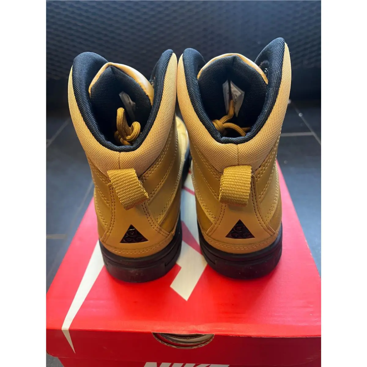Nike shoes - 524873-703 - 524873-703 - Brown 3
