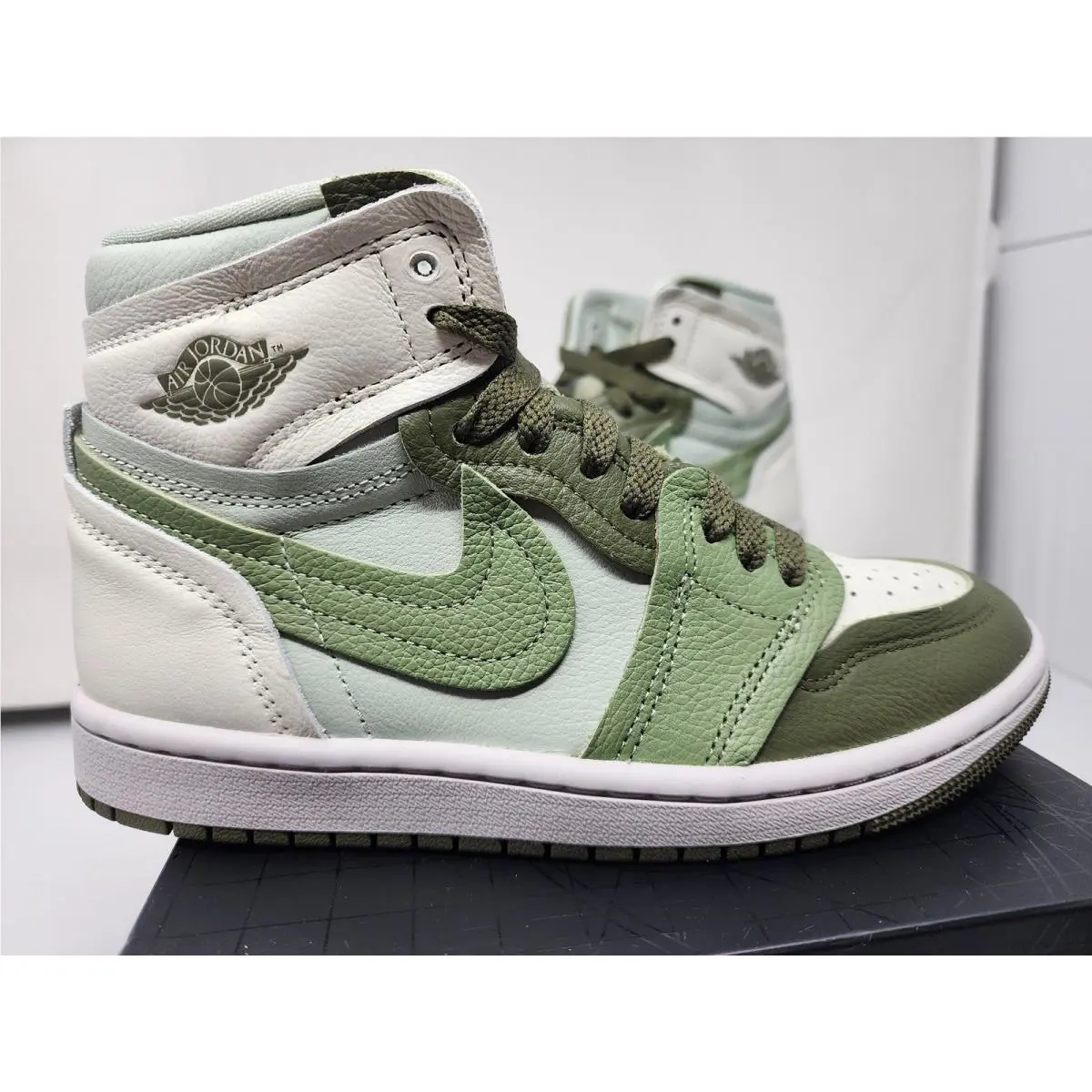 Nike shoes - Unknown - Unknown - FB9891-201 - Green 0