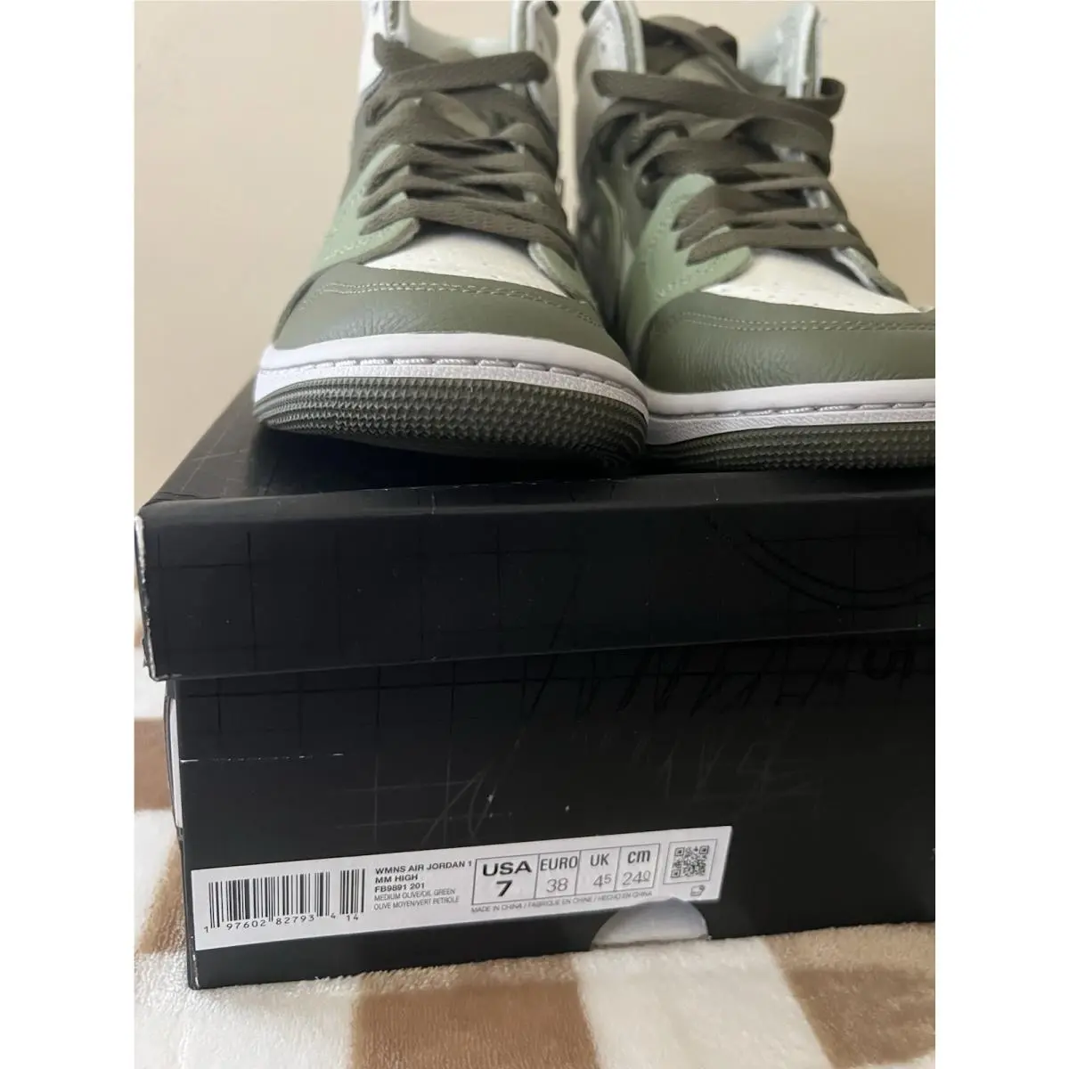 Nike shoes - Air Jordan 1 High - Air High - FB9891 201 - Medium Olive/Oil Green/Sea Glass 8