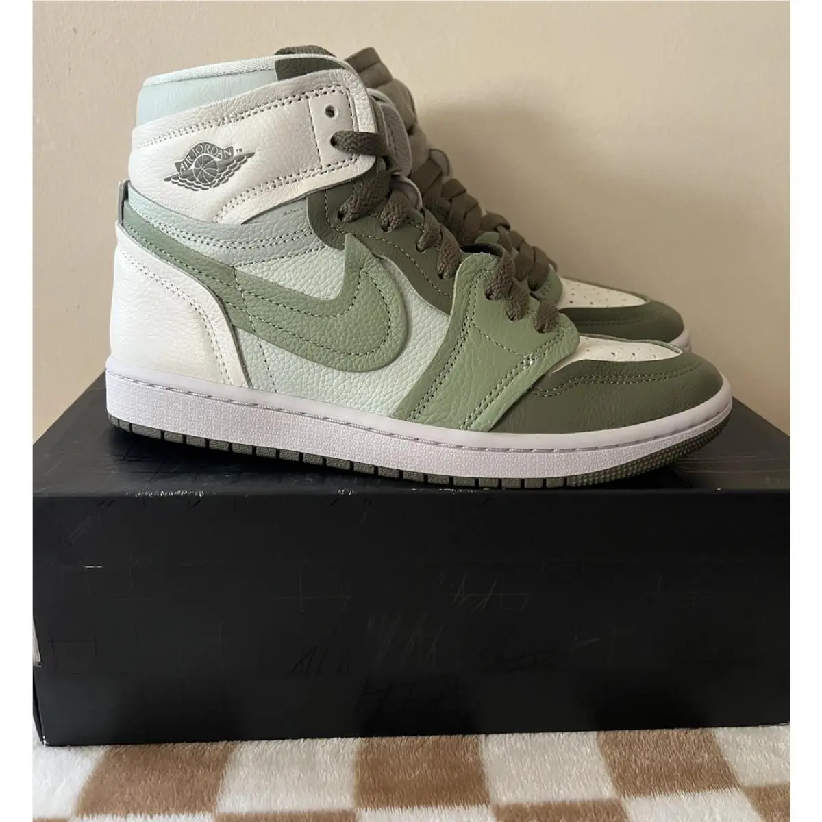 Nike shoes - Air Jordan 1 High - Air High - FB9891 201 - Medium Olive/Oil Green/Sea Glass 0