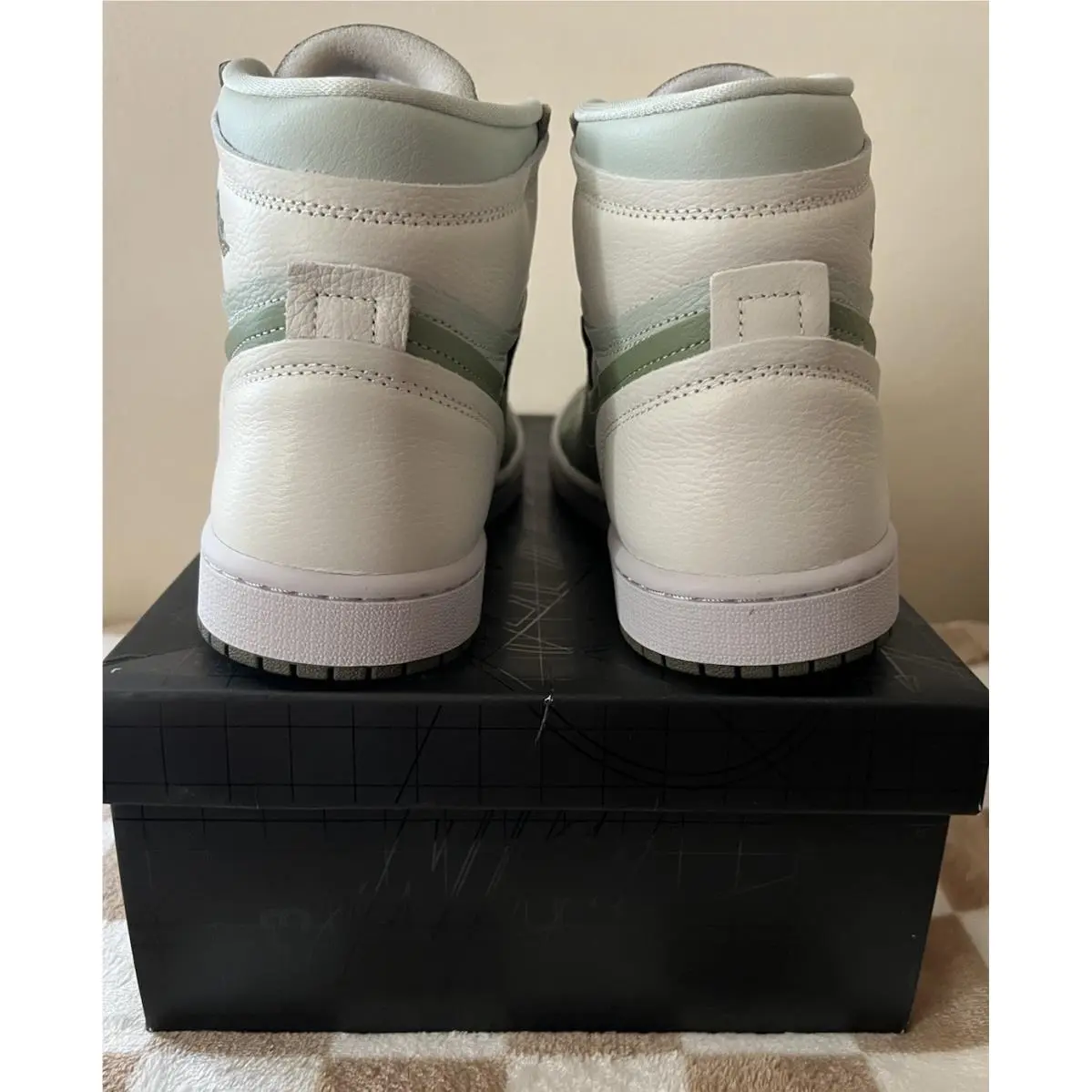 Nike shoes - Air Jordan 1 High - Air High - FB9891 201 - Medium Olive/Oil Green/Sea Glass 7